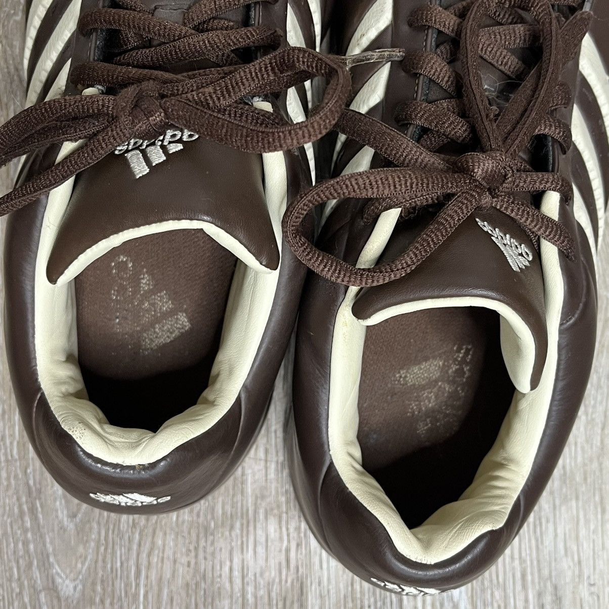 Adidas 2003 adidas shell toes Size US 10 / EU 43 - 8 Thumbnail