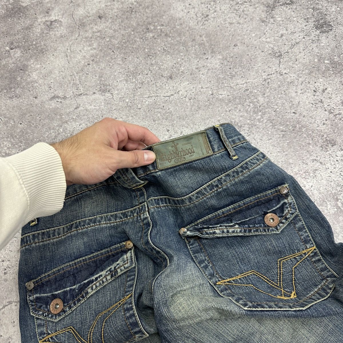 Neighborhood Vintage 90s Neighborhood NYC Straight jeans y2k og hype rare Size US 31 - 9 Thumbnail