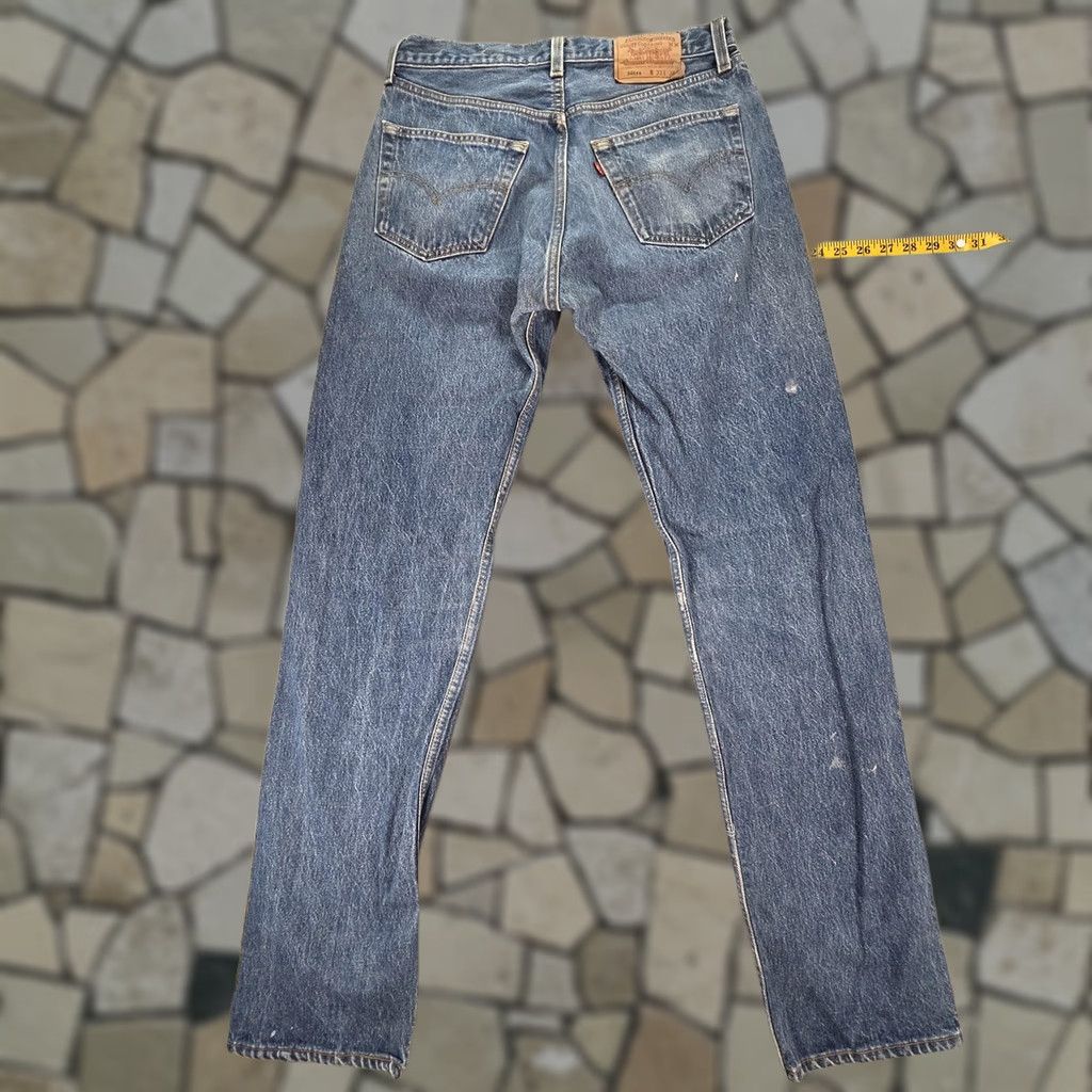 Levi's VINTAGE Levi's 501 Jeans Mens Blue Wash Straight Button Fly 30x33 USA 90s Fit Regular Mens Size US 30 / EU 46 - 1 Thumbnail