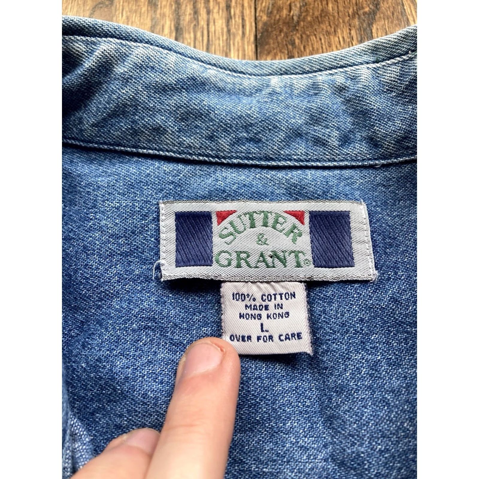 Denime VINTAGE Sutter & Grant Denim Shirt Mens Large Long Sleeve Button Up Blue 90s Casual Mens Regular Relaxed Jacket Style Pocket Preshrunk Size US L / EU 52-54 / 3 - 6 Thumbnail