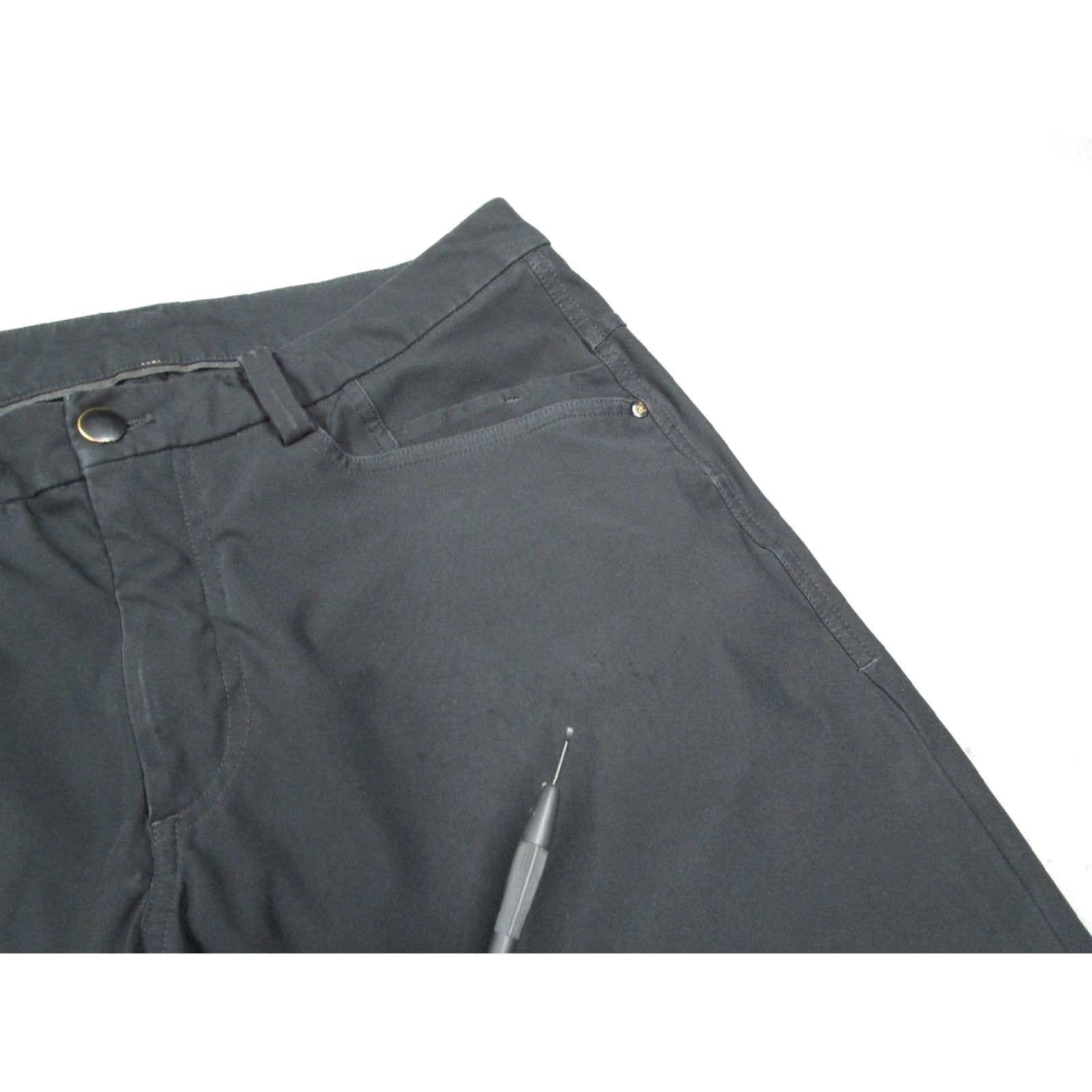 Lululemon Lululemon Men's Pants 32 Black ABC Classic Chino Flat Front 32x31 Slimming Pockets Casual Everyday Accessories Size US 32 / EU 48 - 4 Thumbnail