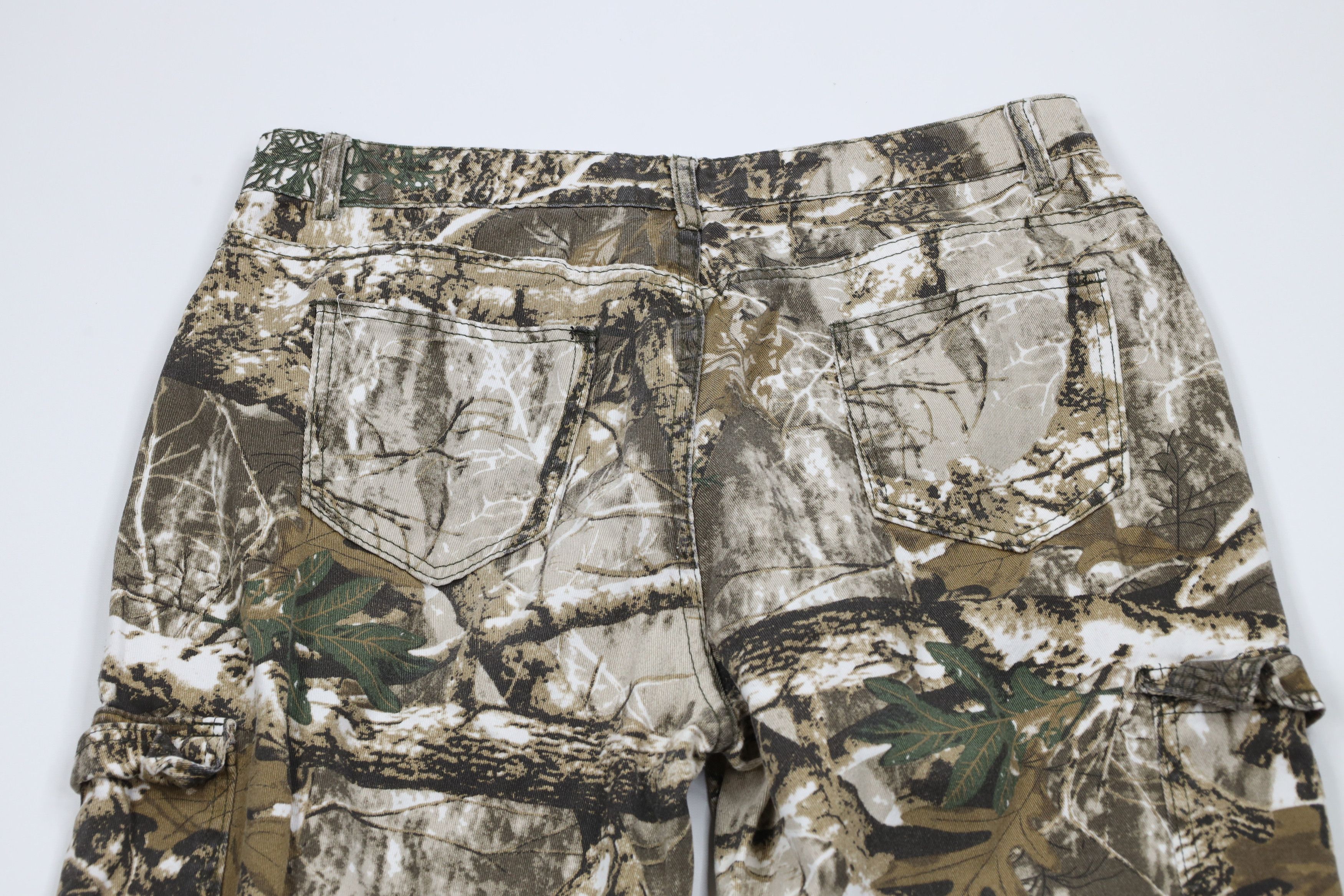 Vintage Vintage 90s Streetwear Faded Camouflage Wide Leg Cargo Pants Size US 34 / EU 50 - 8 Thumbnail