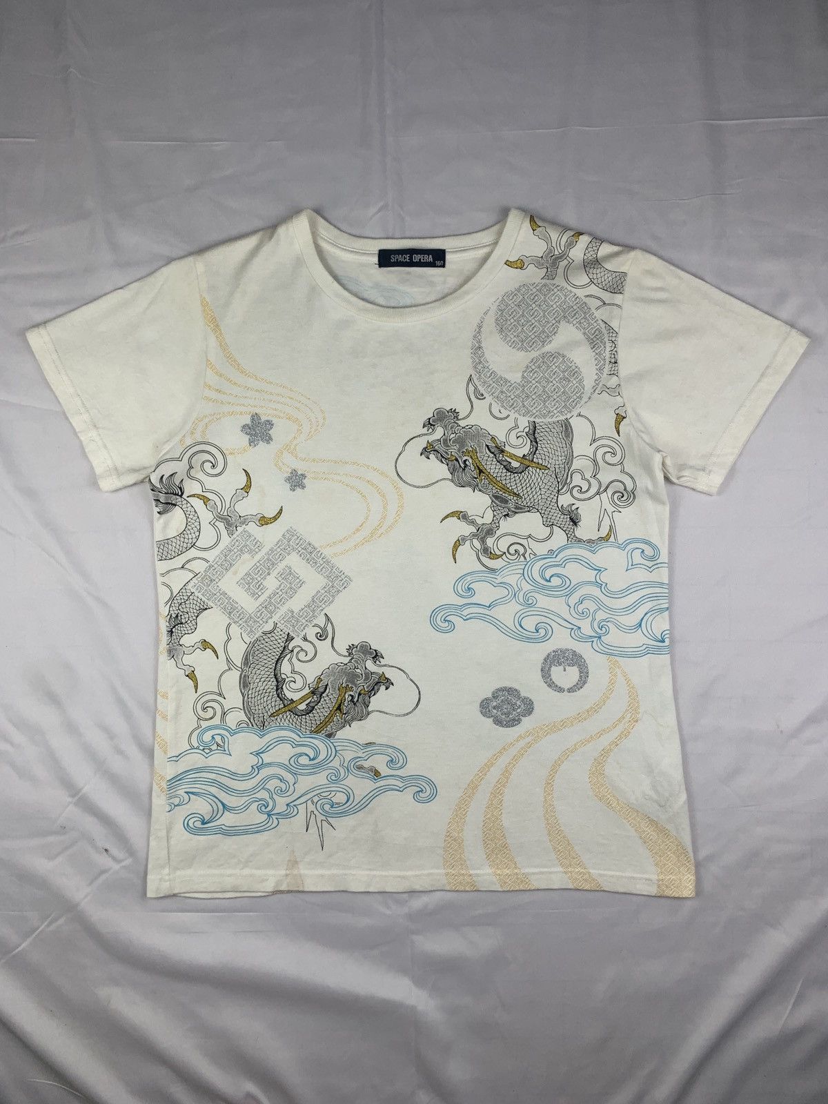Japanese Brand 2000s Space Opera Japan Sukajan Dragons Over Graphic Top Size M / US 6-8 / IT 42-44 - 1 Thumbnail