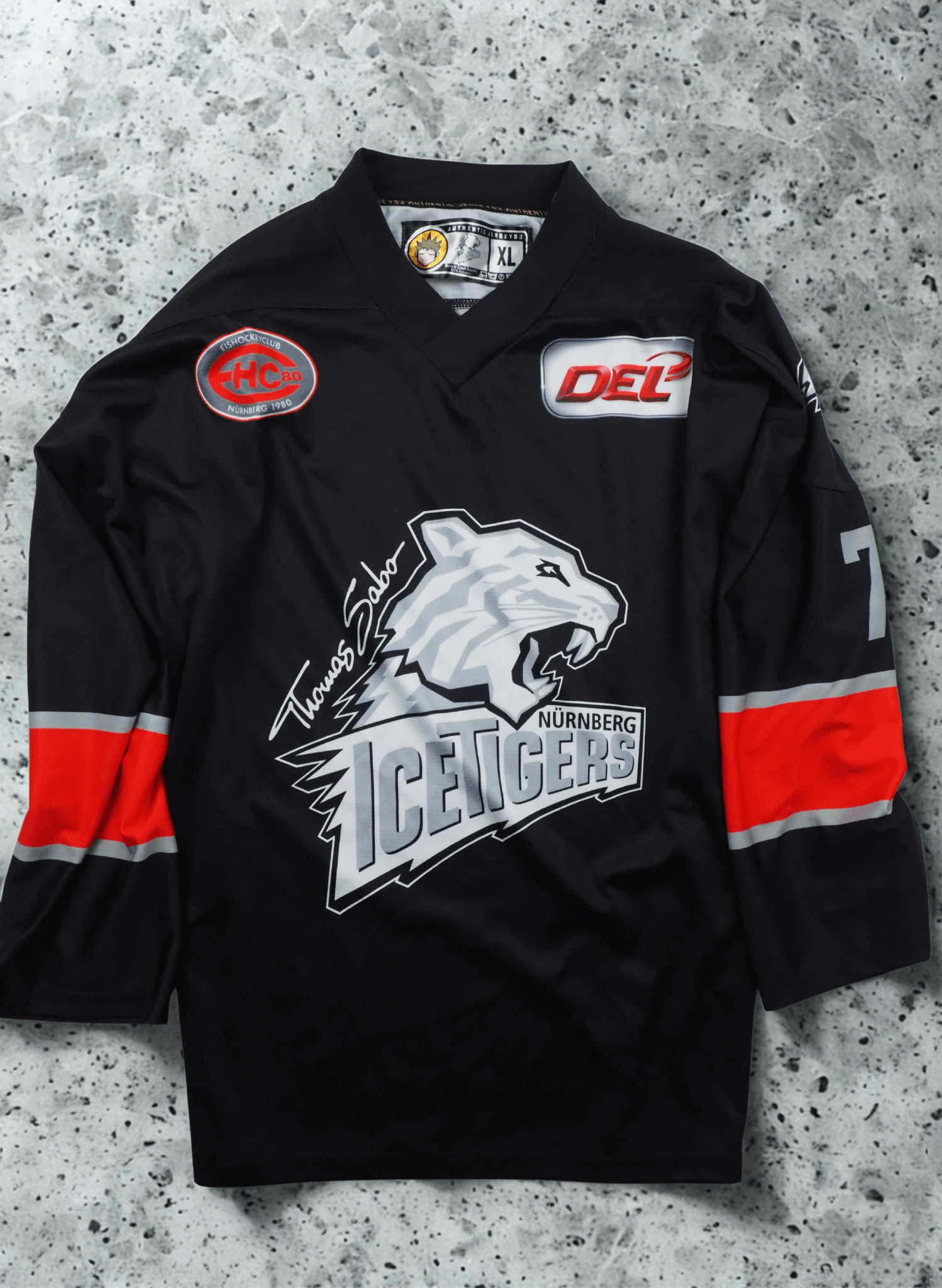 NHL Thomas Sabo Ice Tigers Nürnberg Hockey Jersey – FOX #74 – XL Size US XL / EU 56 / 4 - 1 Thumbnail