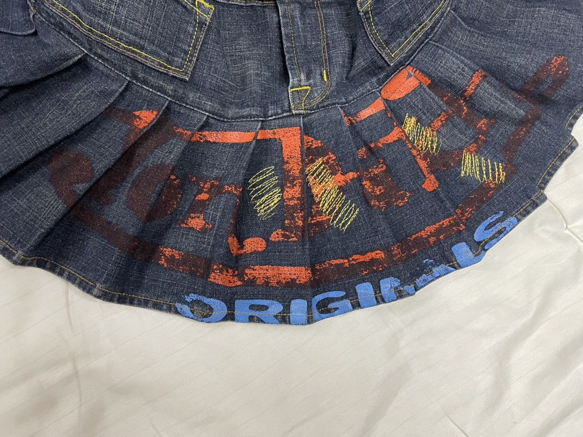 Von Dutch Vintage Rare Y2K Von Dutch Mini Skirt Big Logo Size 27" / US 4 / IT 40 - 5 Thumbnail