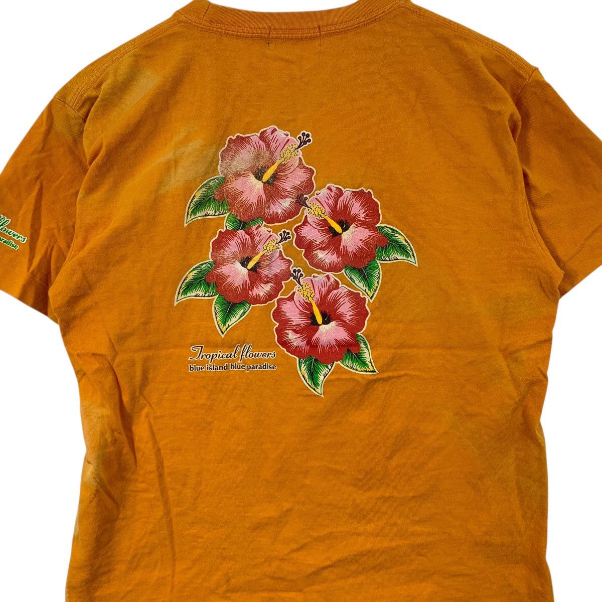 Vintage Vintage 90’ TROPICAL FLOWERS Paradise Island Thrashed Tee Size US M / EU 48-50 / 2 - 7 Thumbnail