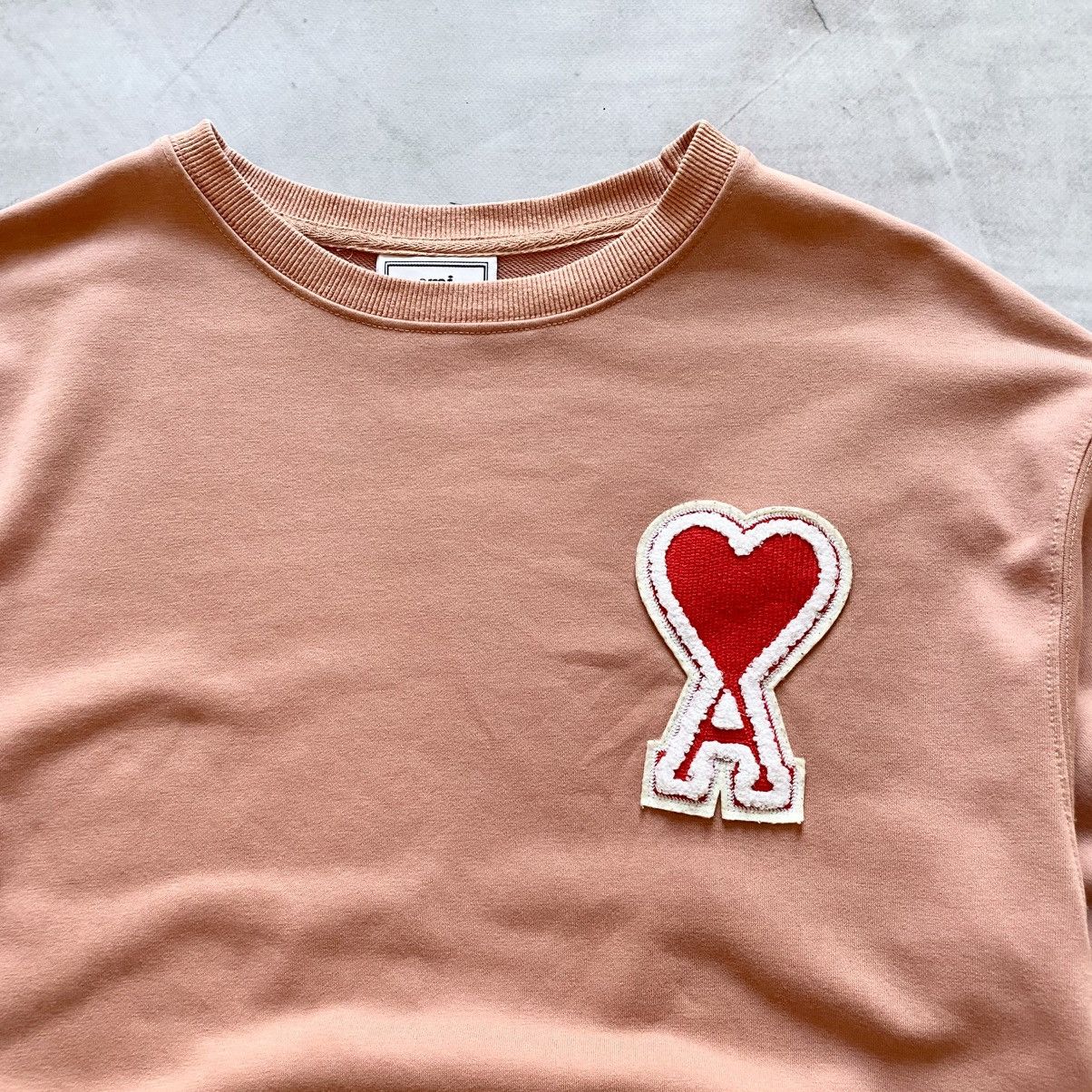 AMI AMI Alexandre Mattiussi Big Heart Logo Sweatshirt Crewneck Size US XL / EU 56 / 4 - 2 Thumbnail