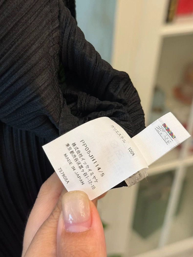 Issey Miyake Issey Miyake size:5 black dress Size XS / US 0-2 / IT 36-38 - 4 Thumbnail