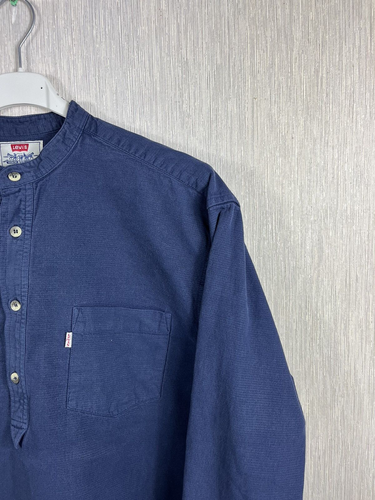 Levi's × Levi's Vintage Clothing × Vintage Vintage 90s Levi’s half button long sleeve shirt navy pocket Size US XL / EU 56 / 4 - 3 Thumbnail