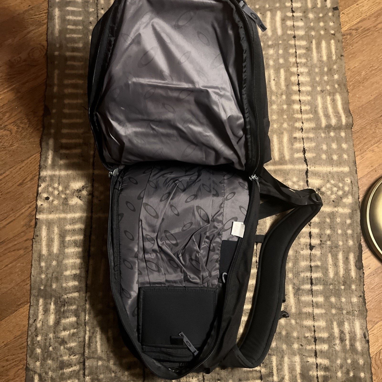 Oakley Oakley Vintage Tactical Snow Backpack Black Snowboard Pack Size ONE SIZE - 15 Thumbnail