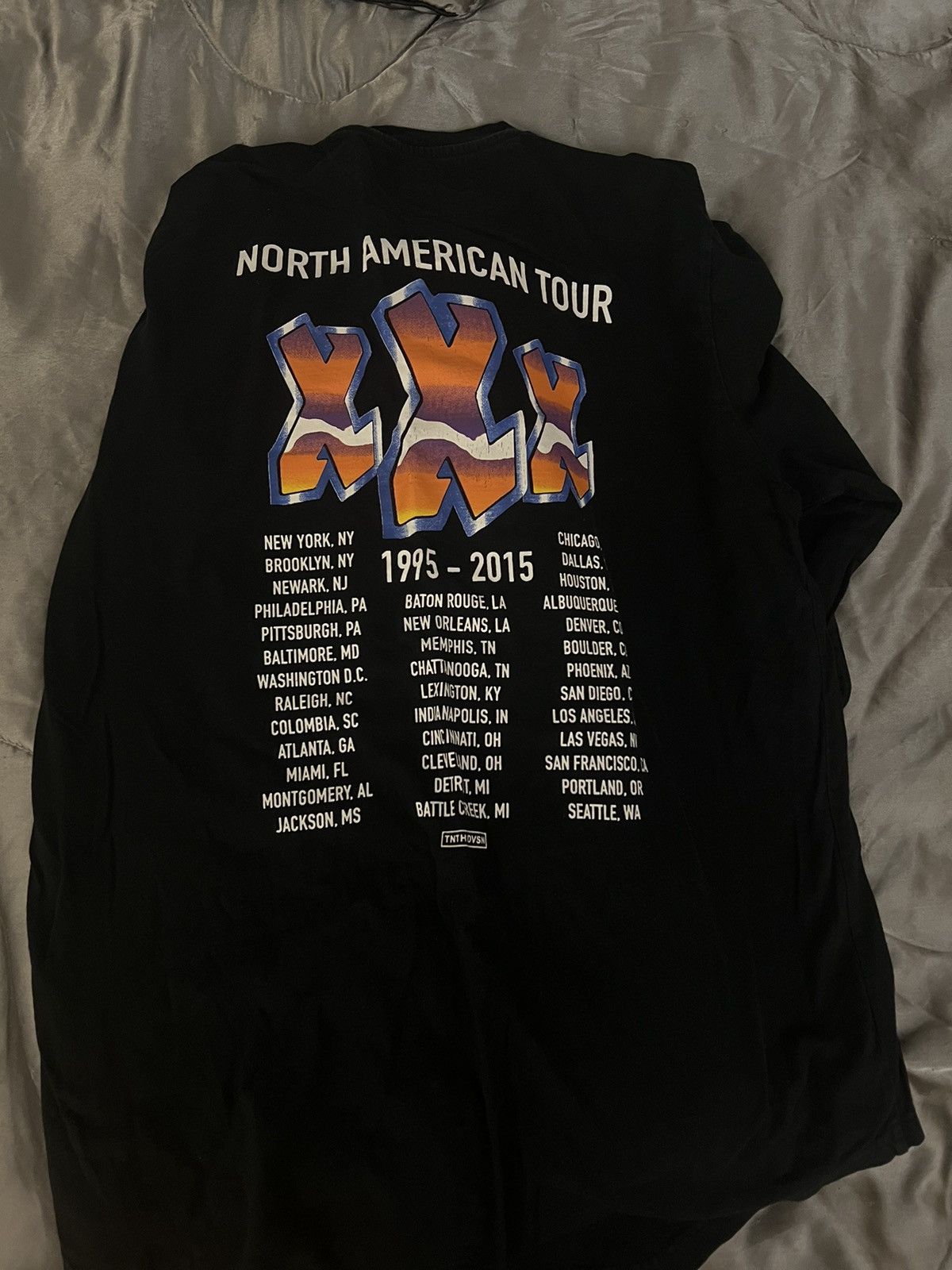 10 Deep 10 deep “North American tour” long sleeve t shirt men’s Size US XL / EU 56 / 4 - 1 Thumbnail