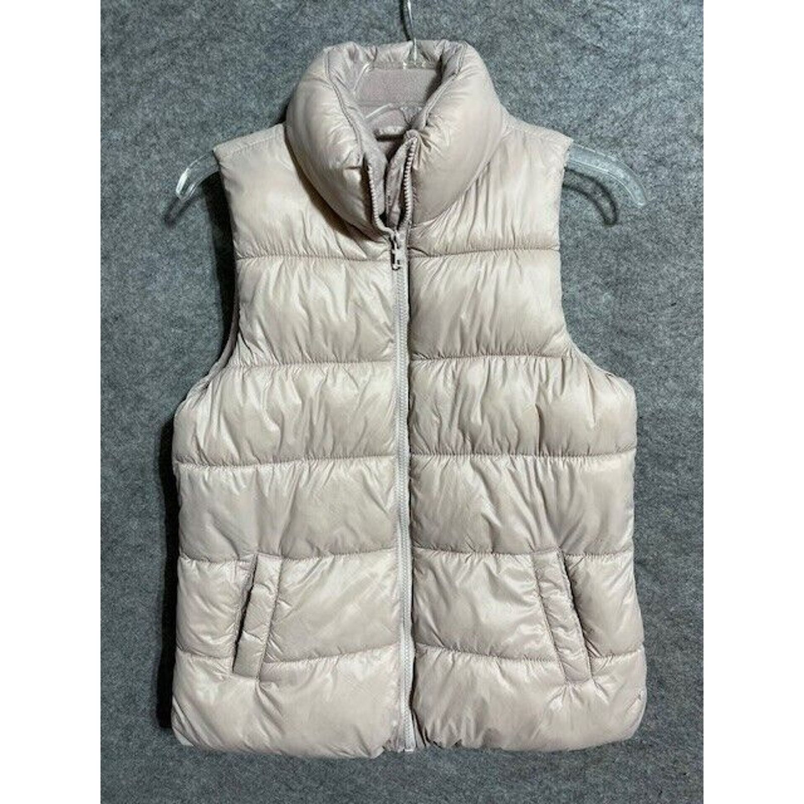 Old Navy Old Navy Puffer Vest Women XS Full Zip Lined Mock Neck Beige Size XS / US 0-2 / IT 36-38 - 1 Thumbnail