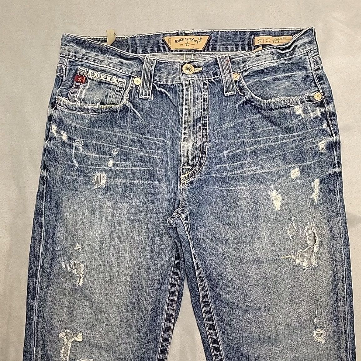 Denime VINTAGE Big Star Jeans Men 33L Faded Whiskered Blue Denim Thick Stitch Pioneer Boot Cut Jeans Mens 90s USA American(Blue) Size US 33 - 5 Thumbnail