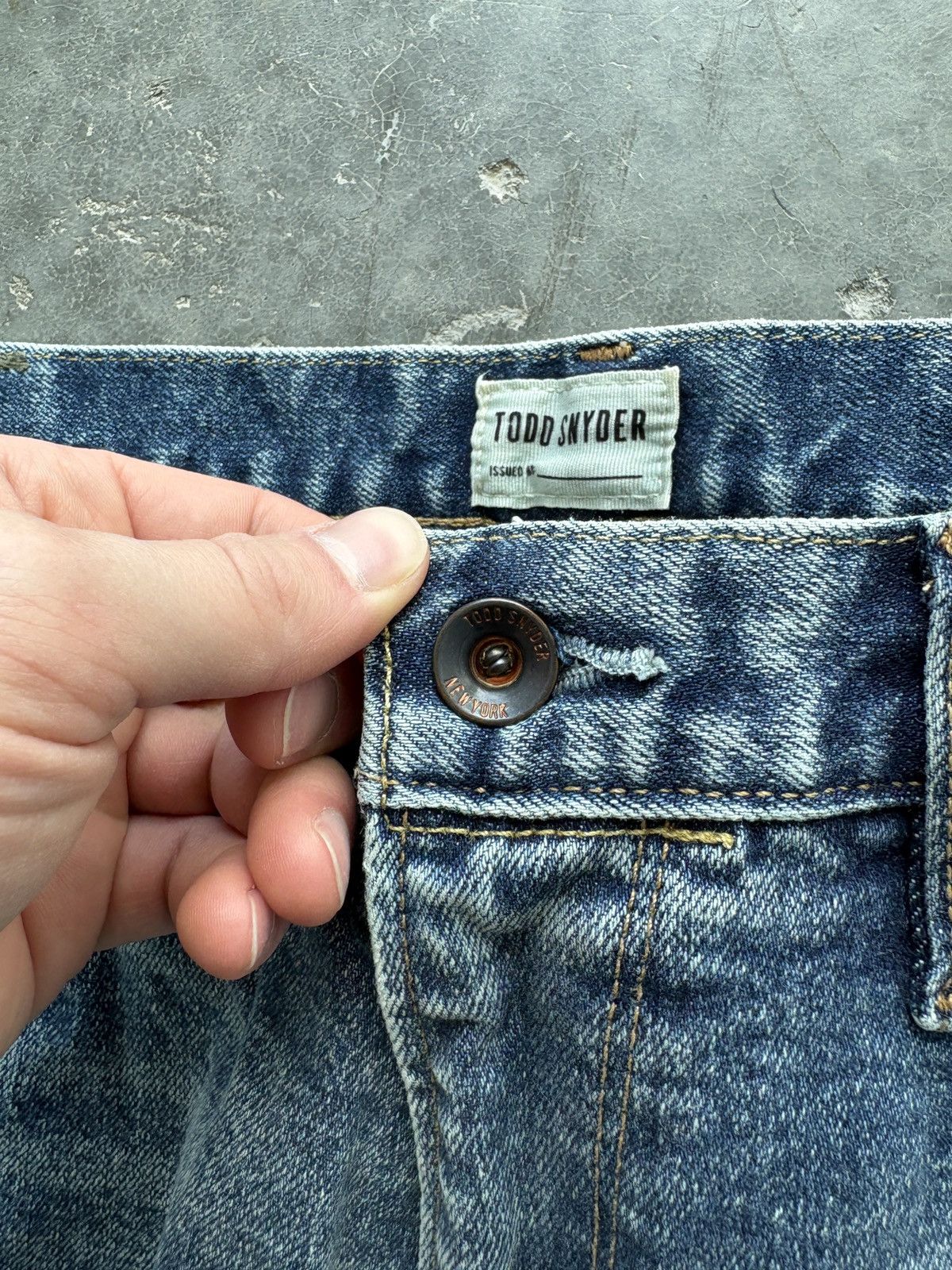 Todd Snyder Todd Snyder Slim Fit Denim Jeans 35x32 Size US 35 - 3 Thumbnail