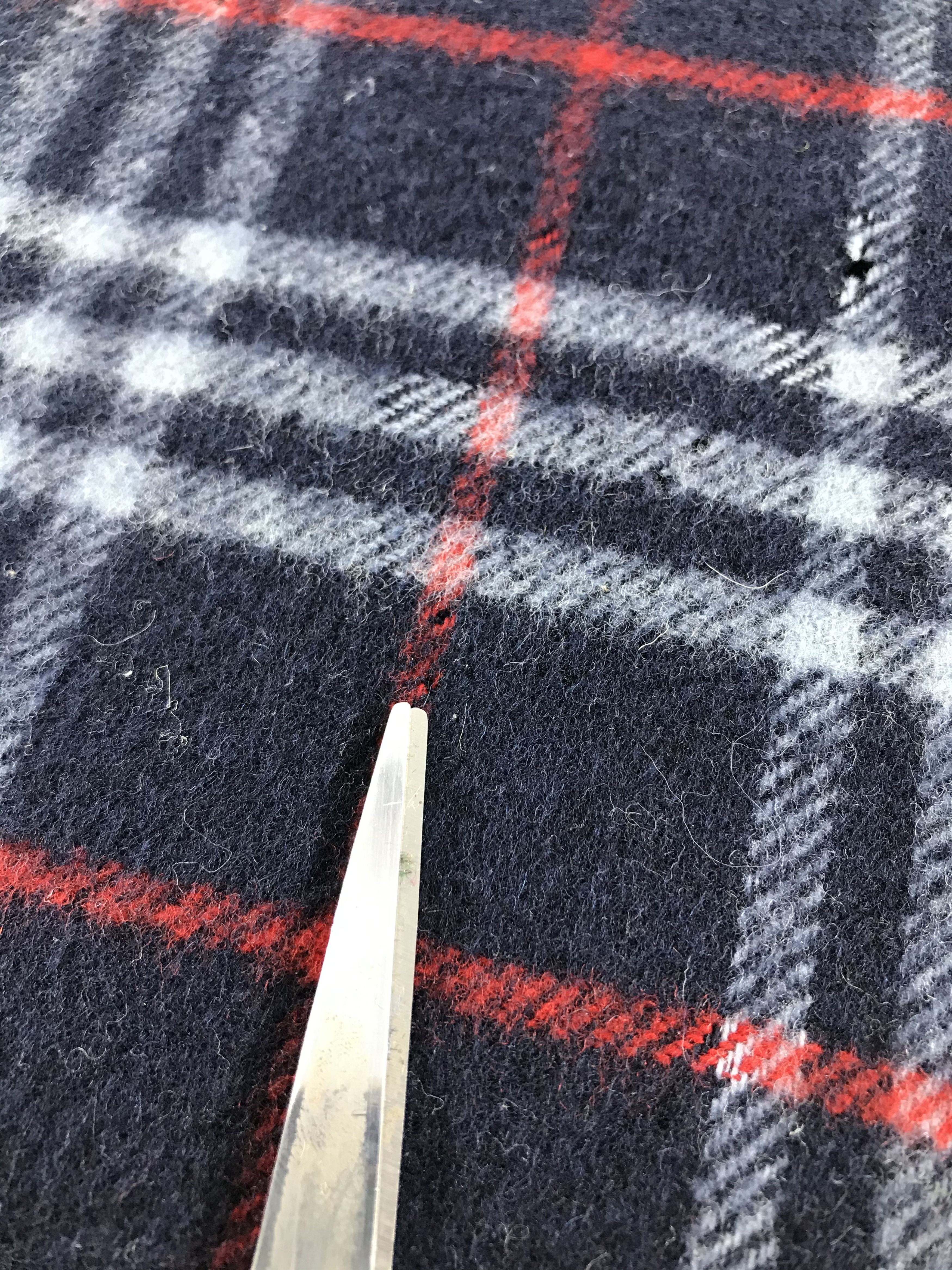 Burberry Burberry Blue Nova Check Wool Scarf Muffler V482 Size ONE SIZE - 14 Thumbnail