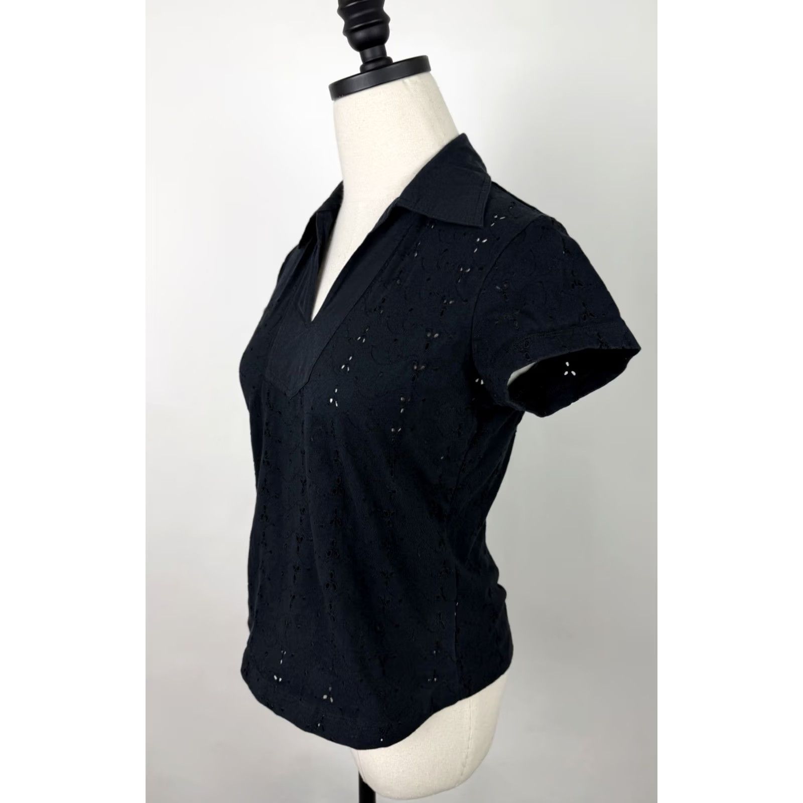 Vintage VINTAGE St. John's Bay Shirt Womens S Black Eyelet Collared Jersey Knit 90s Y2K Blouse Size S / US 4 / IT 40 - 6 Thumbnail