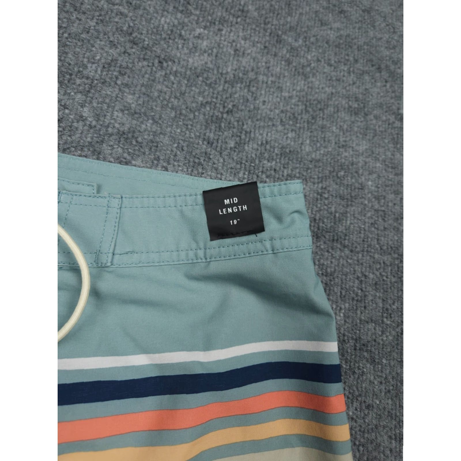 RVCA RVCA Swim Trunks Shorts Men 32 Blue Striped Hawaiian 19" NWT Board Shorts Multicolor Size US 32 / EU 48 - 3 Thumbnail