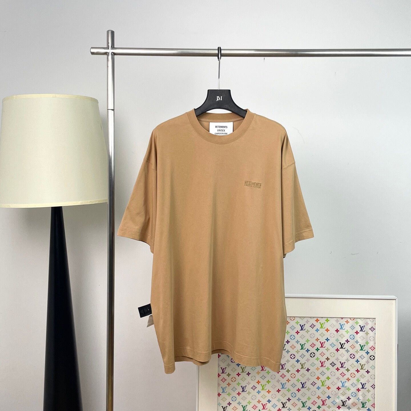 Vetements Vetements Retro T-Shirt S Women Size S / US 4 / IT 40 - 1 Thumbnail