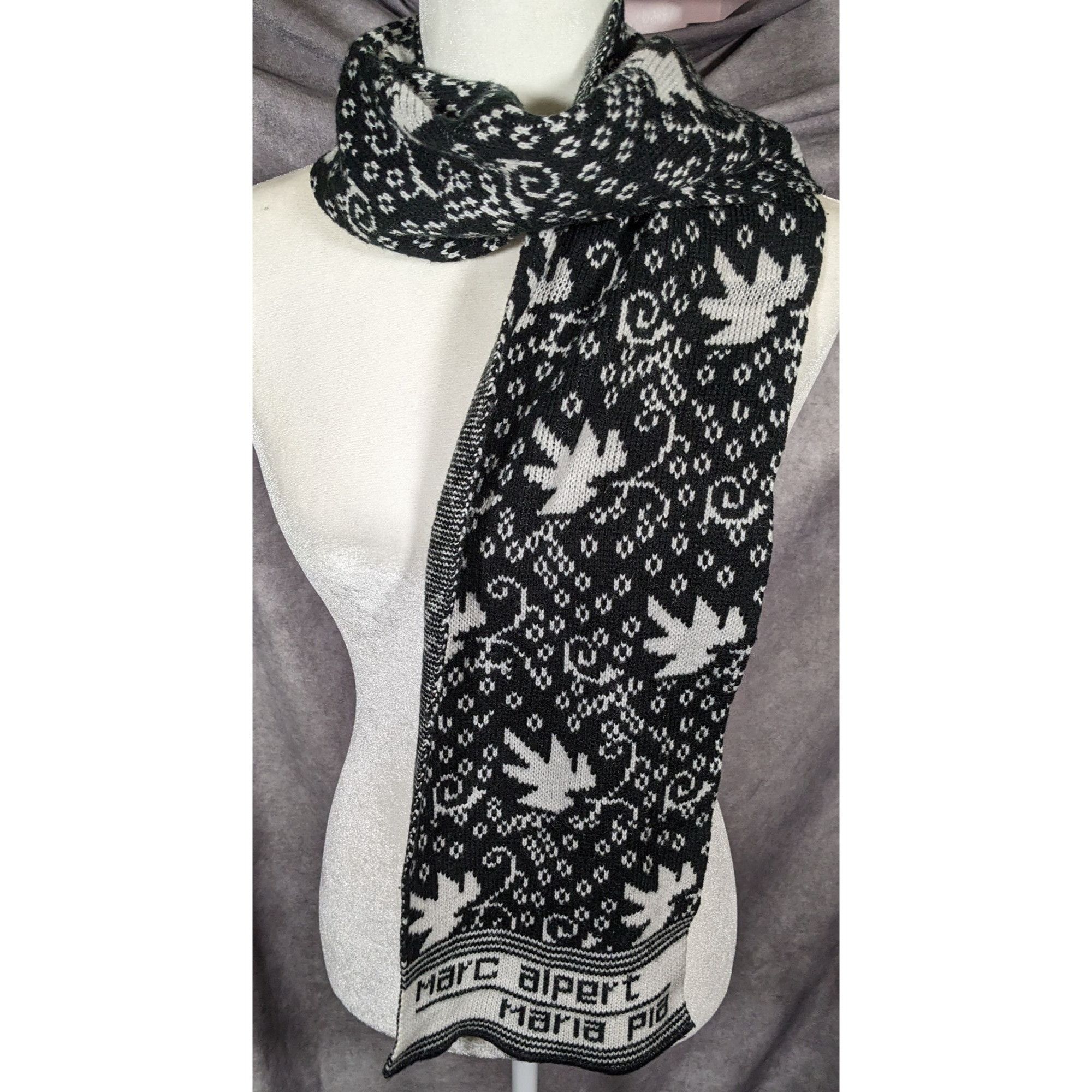 Other Marc Alpert Maria Pia Black And White Leaf Scarf Size ONE SIZE - 7 Thumbnail