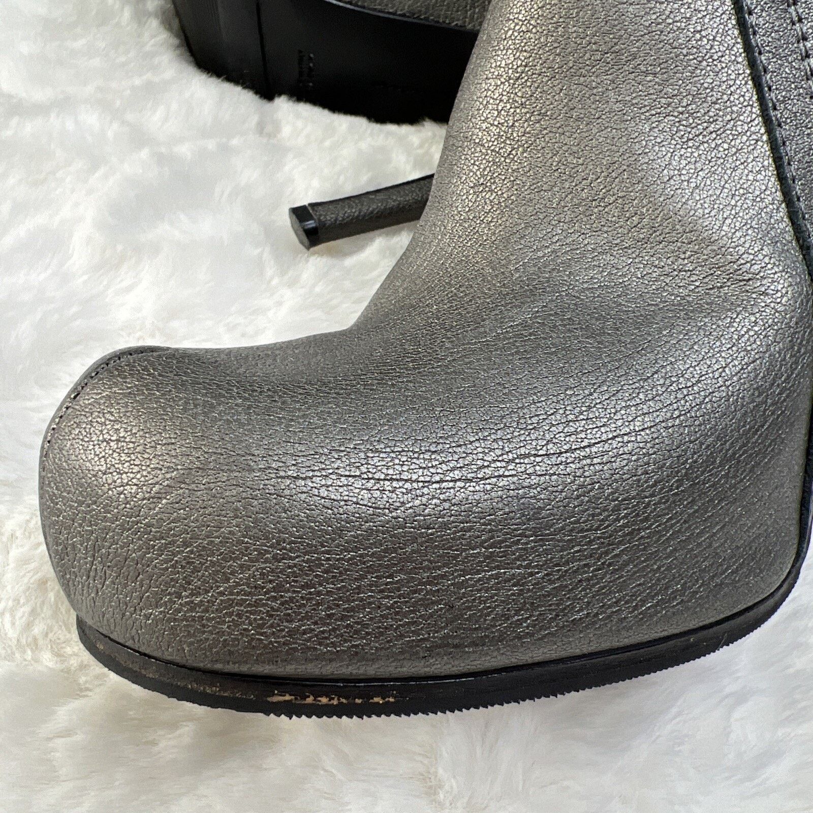 Rick Owens RICK OWENS-Leather Metallic Bootie/Heel’s- 37Made In Italy Size US 7 / IT 37 - 8 Thumbnail