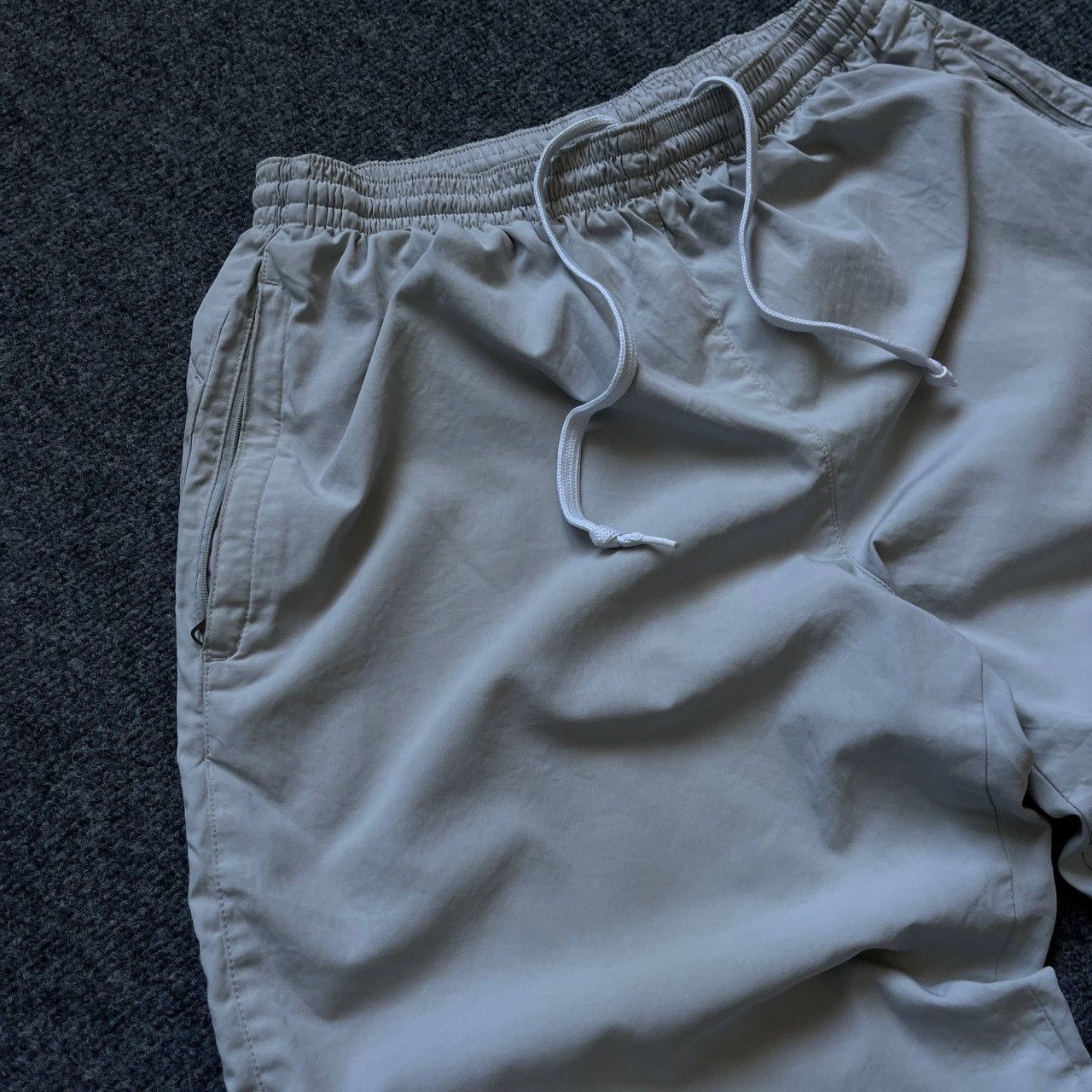 Nike VTG Nike Mans Capri Shorts 3/4 Long Size L Y2K 00s USA Hype Size US 35 - 7 Thumbnail