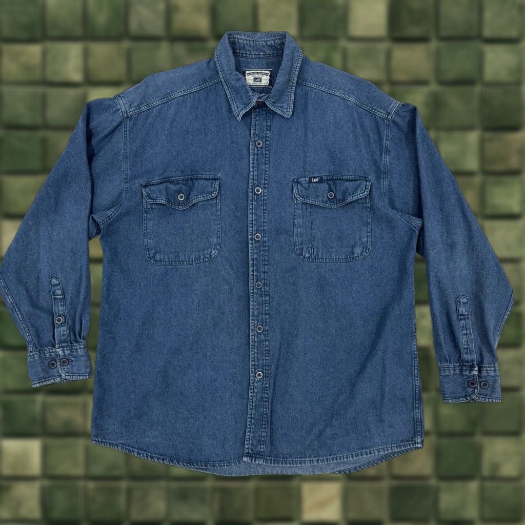 Lee VINTAGE Lee Denim Shirt Men’s M Oversized Blue Long Sleeve Button-Up Collared Pocketed Western Classic Retro Knit? Size US M / EU 48-50 / 2 - 1 Thumbnail