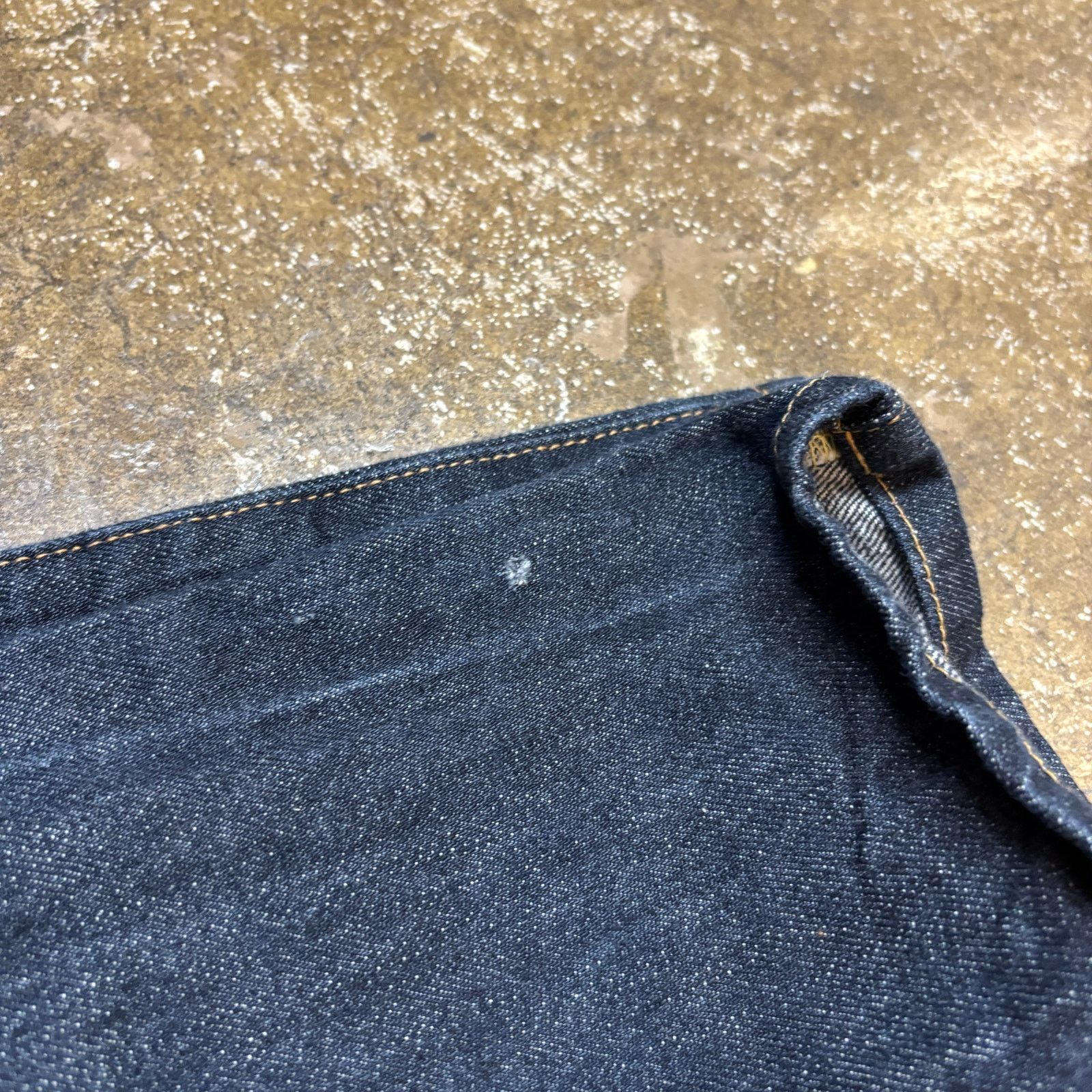 Tellason Tellason Elgin Mid Rise Slim Tapered Selvedge Jeans 31x25 Size US 31 - 15 Thumbnail