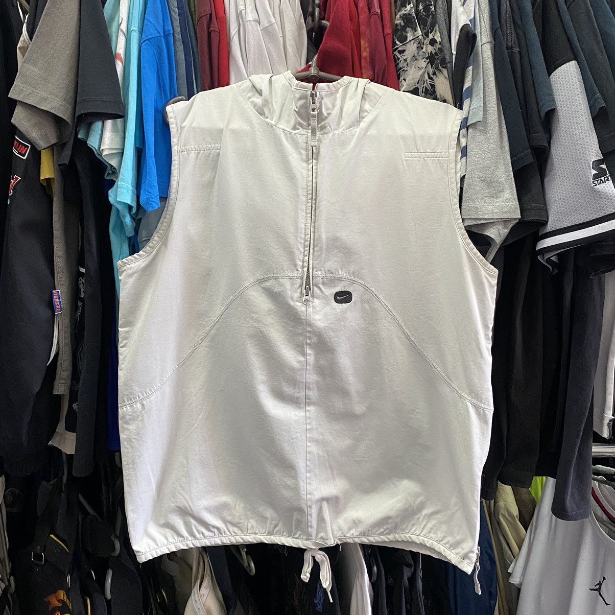Vintage Vintage Nike Small Swoosh Outdoor y2k style vests Size US S / EU 44-46 / 1 - 1 Thumbnail