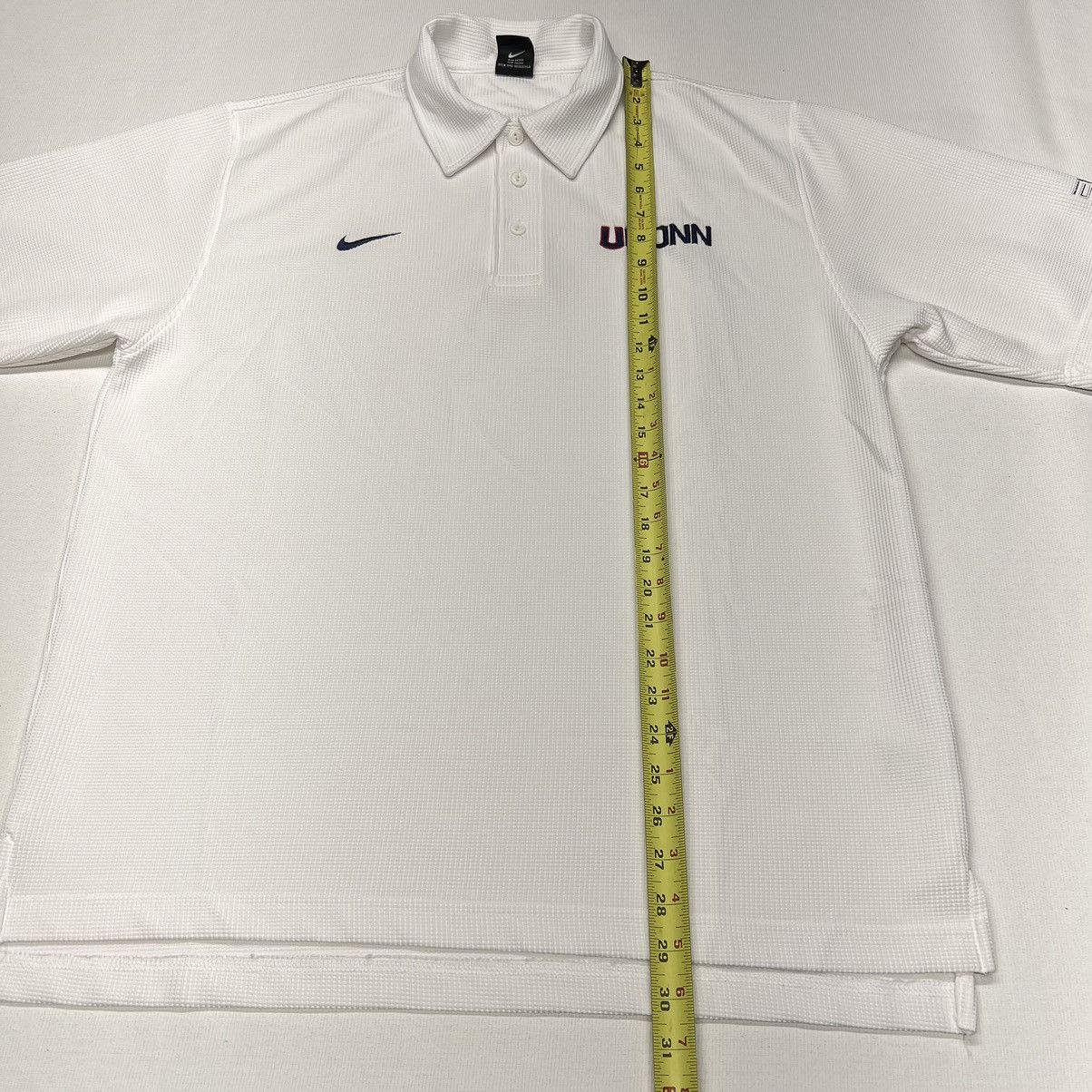 NCAA × Nike × Vintage VTG Nike Polo Shirt White UCONN Dri-Fit Elite Waffle Y2K Size US L / EU 52-54 / 3 - 19 Thumbnail