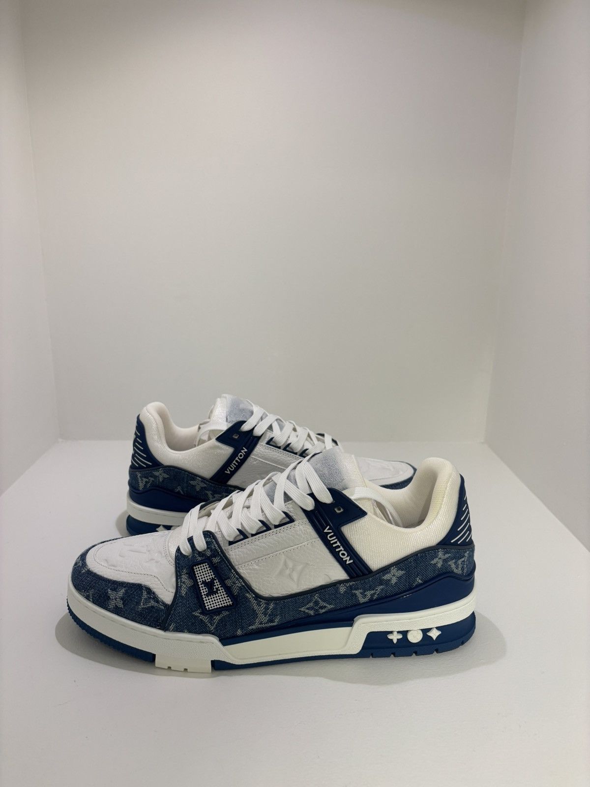 Louis Vuitton Louis Vuitton Denim Monogram Sneakers Size US 9.5 / EU 42-43 - 2 Thumbnail