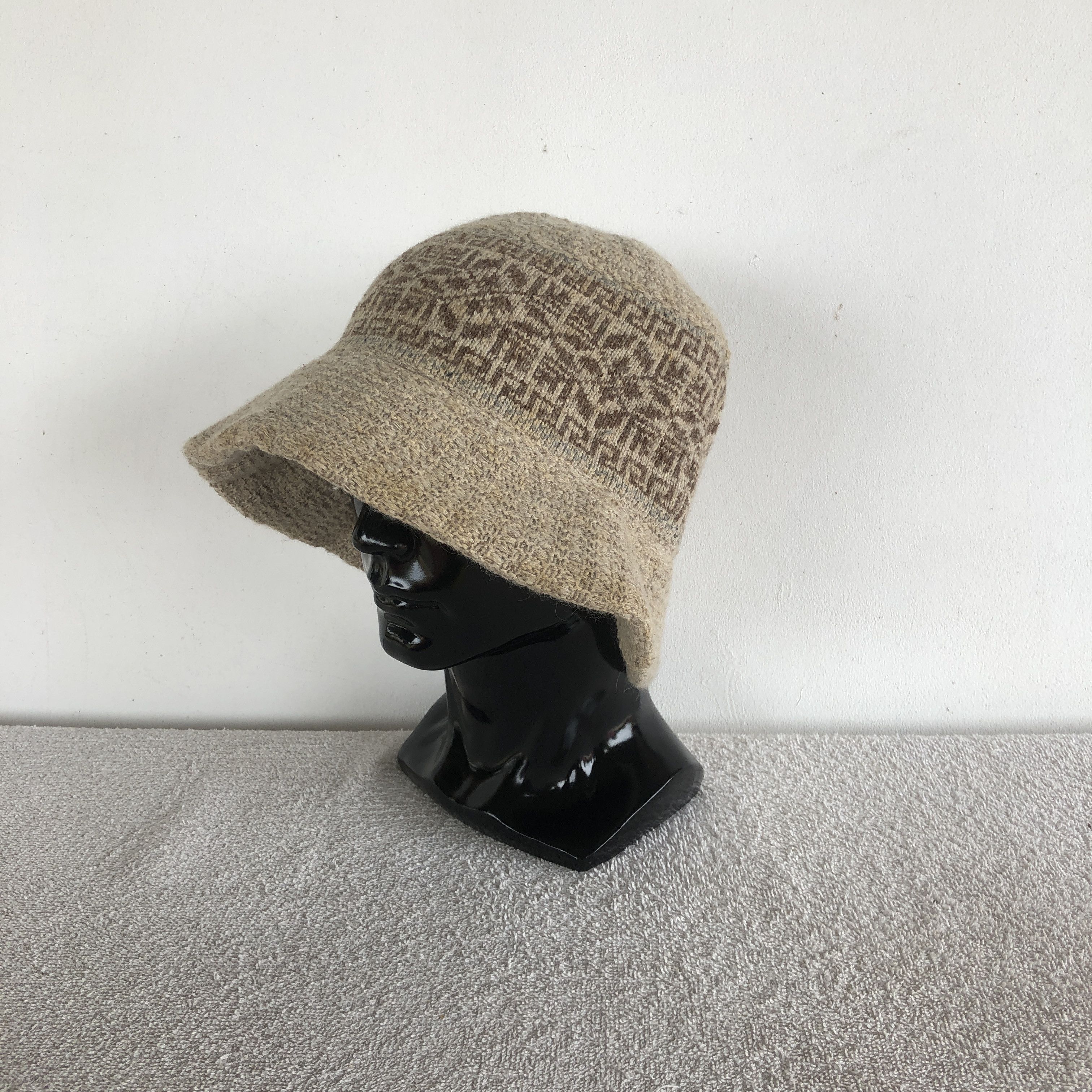 Japanese Brand Vintage 90s Marylia Hats Knit Crochet Beanie Snow Caps Size ONE SIZE - 1 Thumbnail
