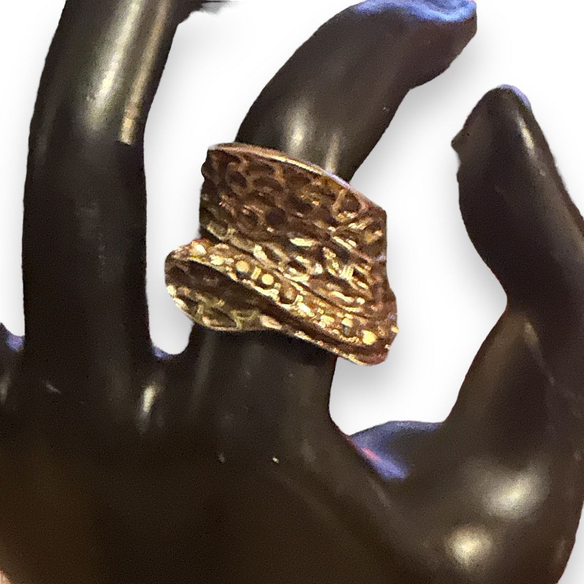 Vintage Vintage bronze tone hammered rhinestone wrap ring Size ONE SIZE - 2 Thumbnail