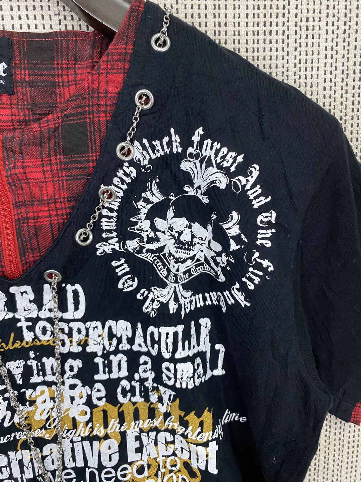 If Six Was Nine Beaumere double tshirt skull design with necklace very rare Size US L / EU 52-54 / 3 - 9 Thumbnail