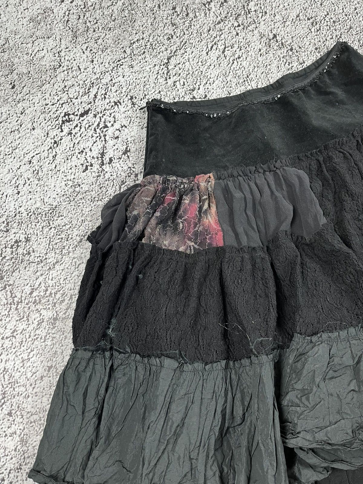 Japanese Brand Vintage 90s pleated mesh lush midi skirt retro style M Size 30" / US 8 / IT 44 - 8 Thumbnail