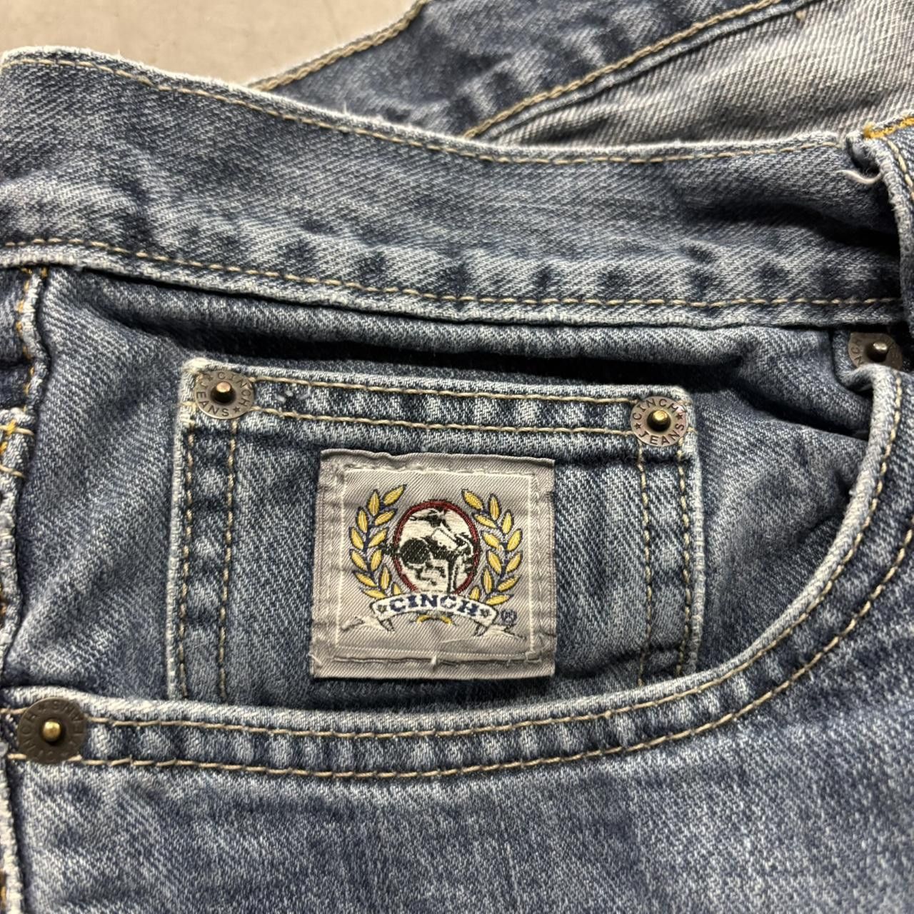 CINCH Crazy Vintage Y2K/2000s Baggy Streetwear Skater Cinch Medium Wash Denim Jeans! Size US 34 / EU 50 - 6 Thumbnail