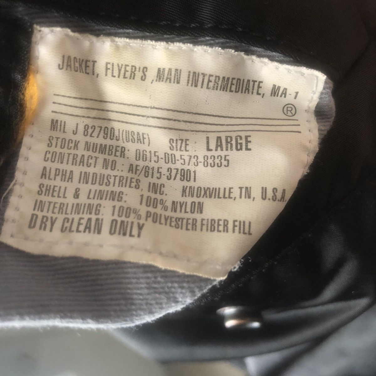 Japanese Brand Vintage 90s MA-1 Reversed Nylon Bomber Jacket Size US L / EU 52-54 / 3 - 12 Thumbnail