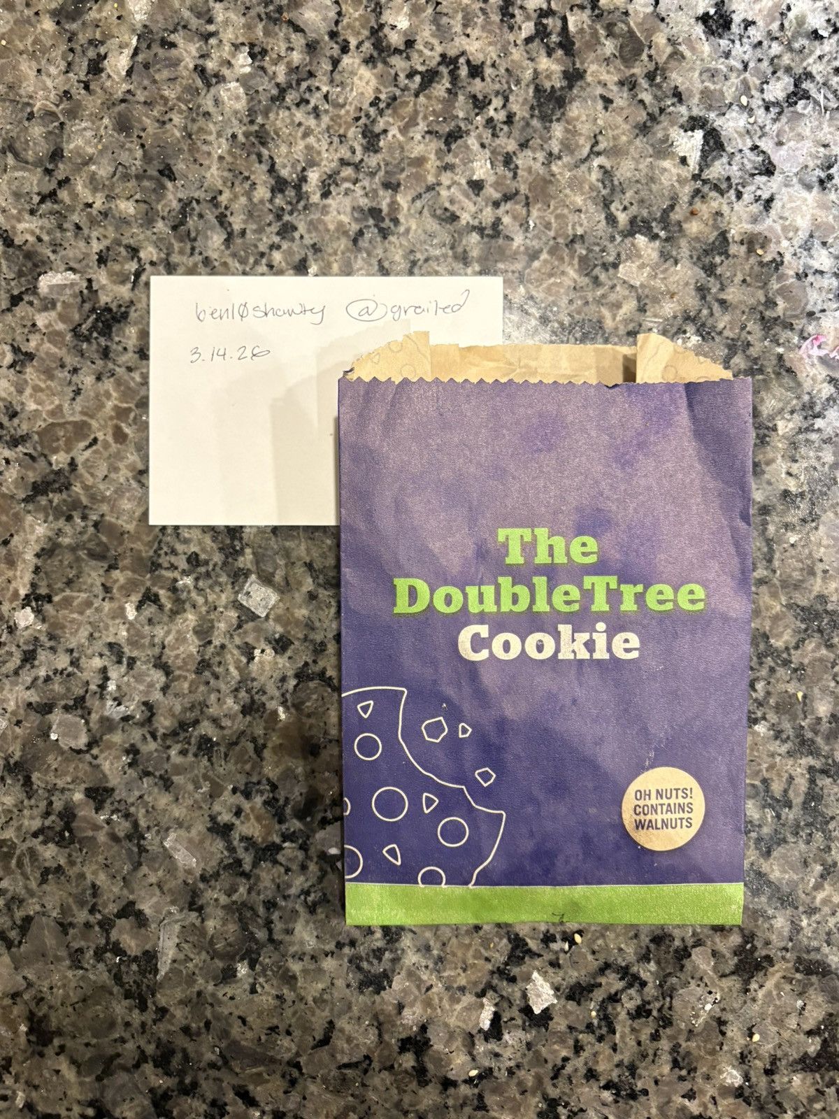 Other DOUBLETREE HILTON COOKIE WALNUT CHOCOLATE CHIP Size ONE SIZE - 1 Thumbnail