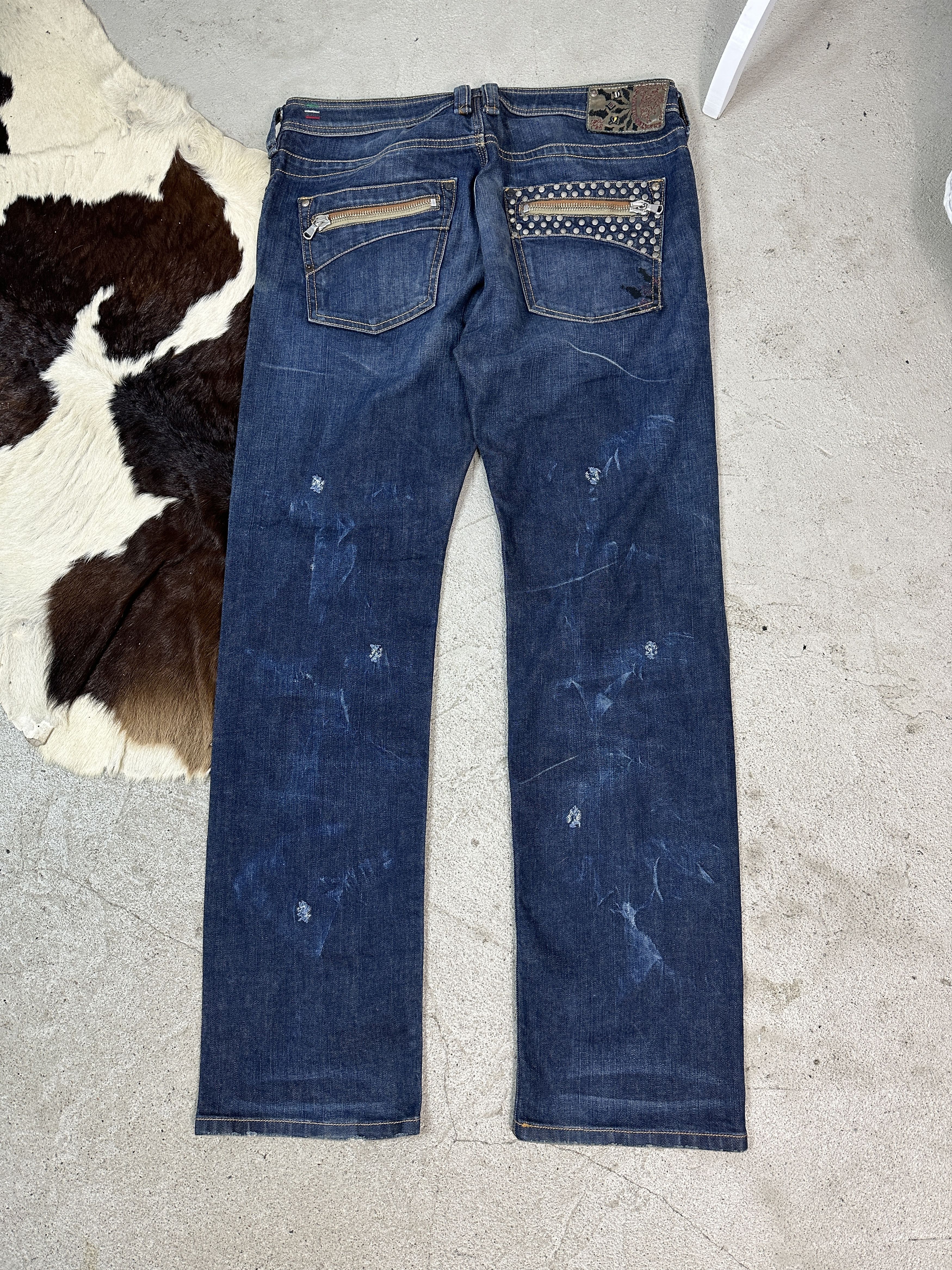 Diesel × Vintage Vintage Jeans Diesel Studded Size 34" / US 12 / IT 48 - 1 Thumbnail