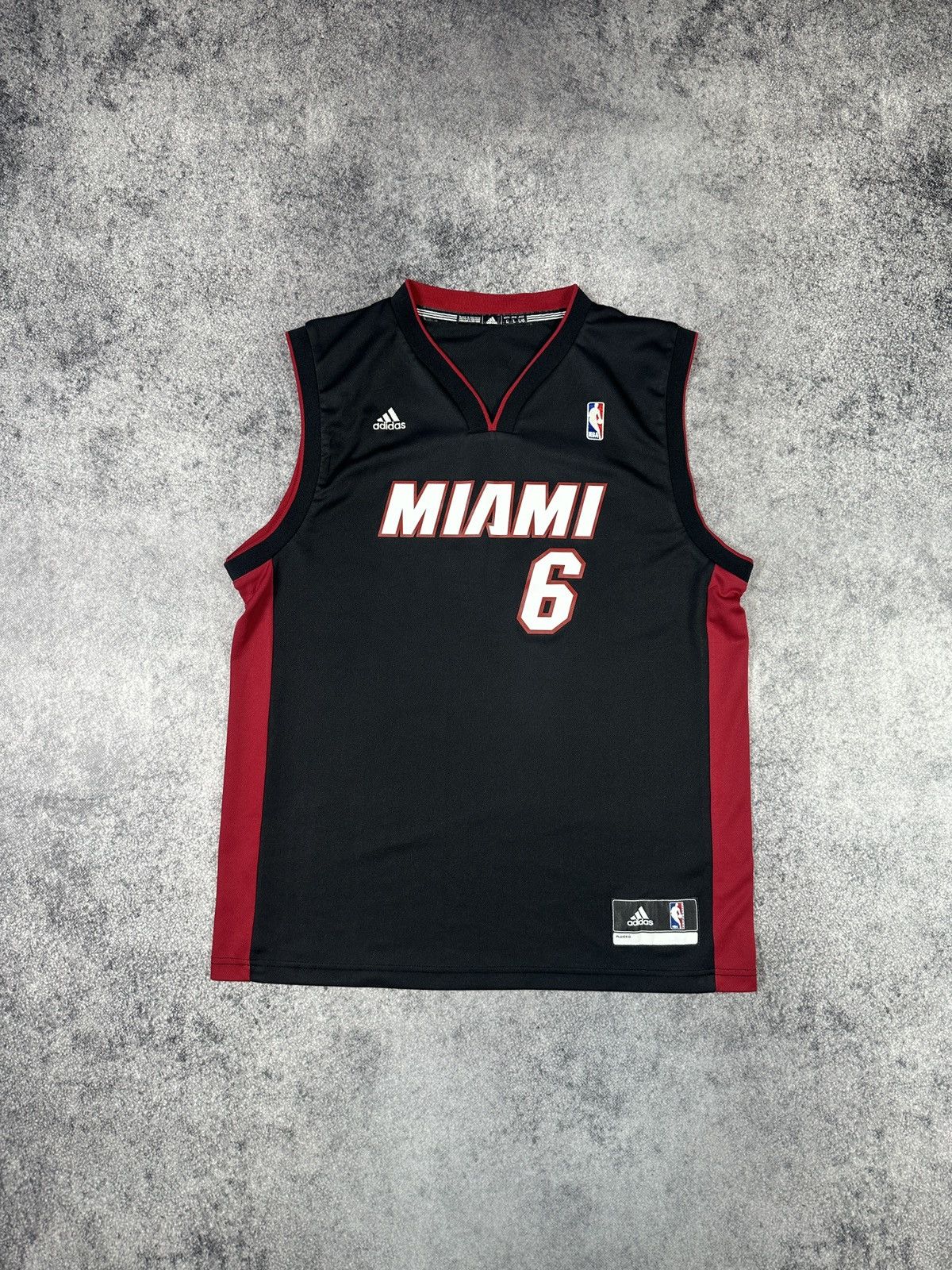 Adidas Vintage Adidas Miami Heat 6 James Basketball Jersey USA L Size US L / EU 52-54 / 3 - 1 Thumbnail