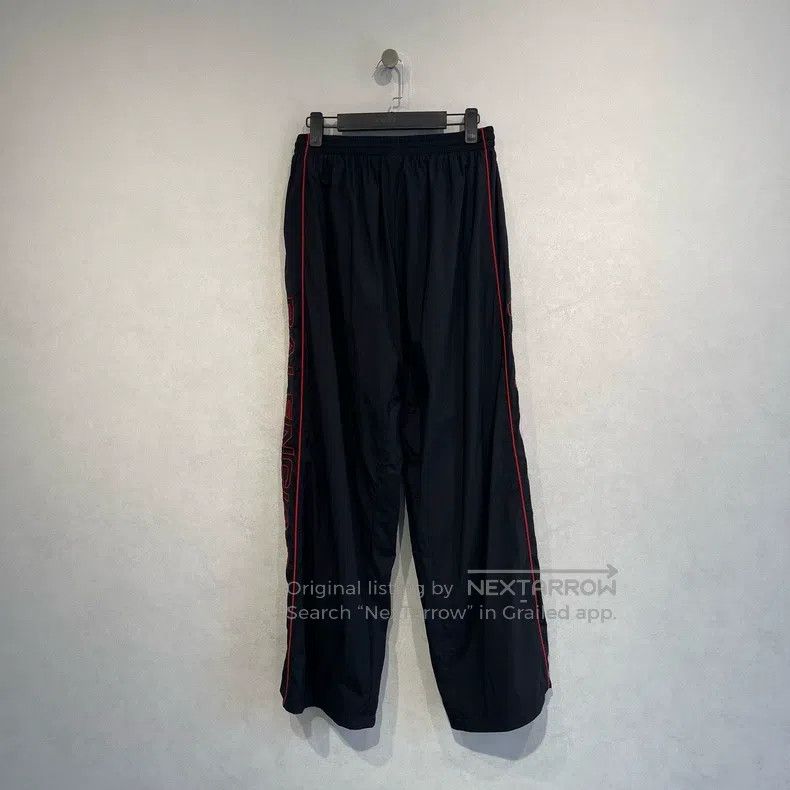 Balenciaga Balenciaga size XXS Manchester United Logo Side Stripe Str Size US 27 - 2 Thumbnail