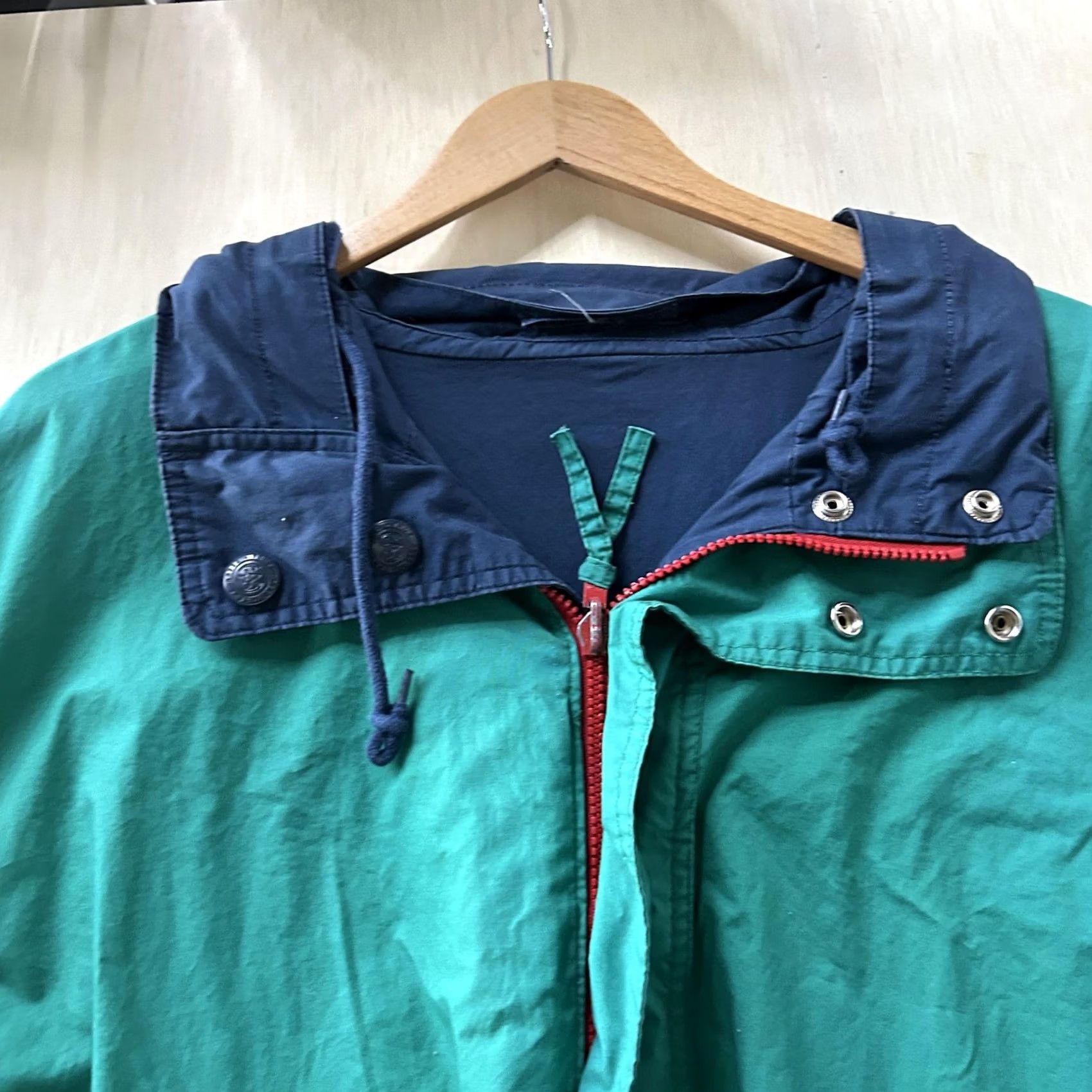 Vintage Hooded Windbreaker Jacket Mens XL Green Nylon Navy Hood Red Lining Full Zip Size US XL / EU 56 / 4 - 2 Thumbnail