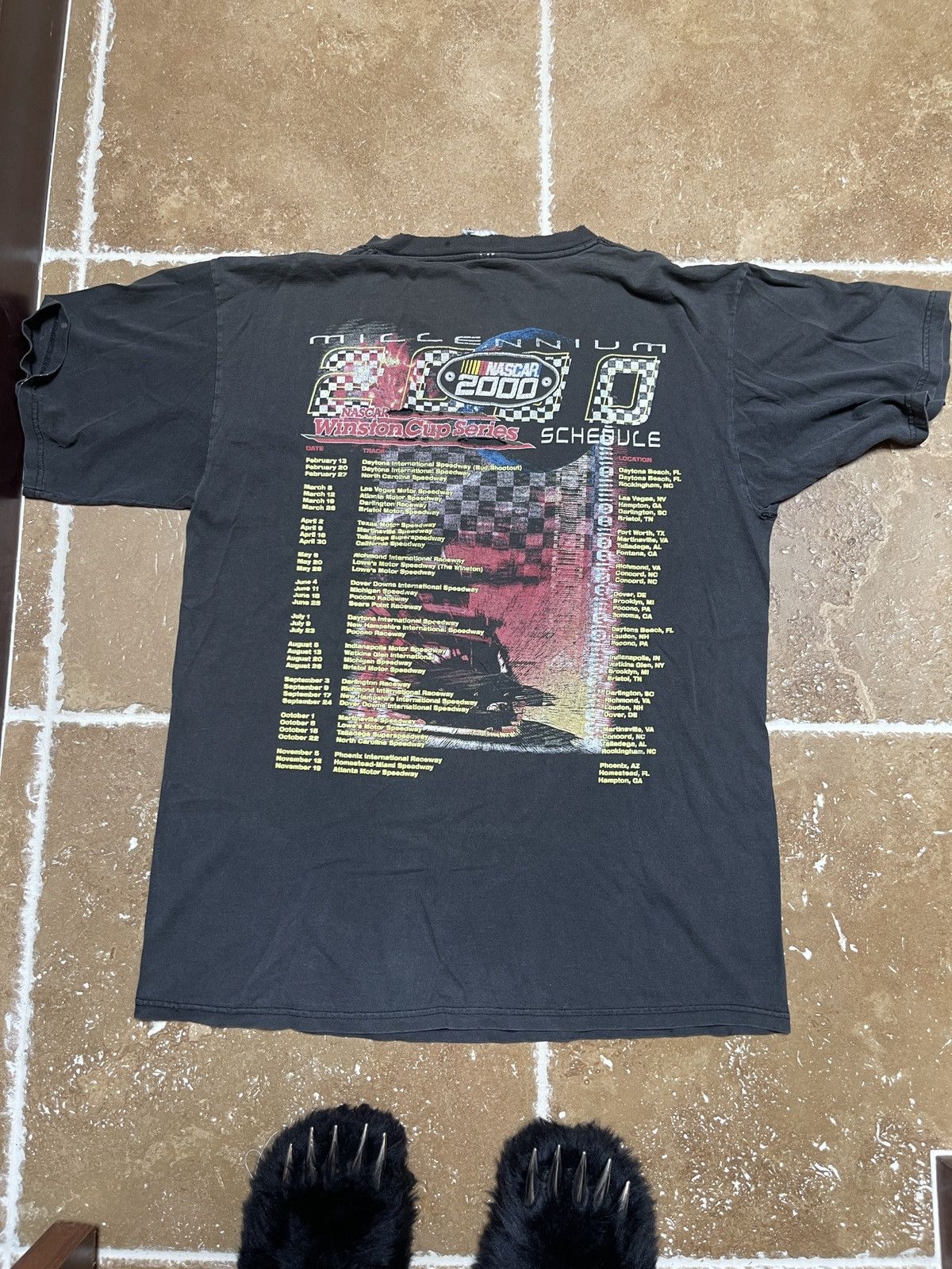 Vintage Distressed 2000s NASCAR racing tee Size US L / EU 52-54 / 3 - 2 Thumbnail