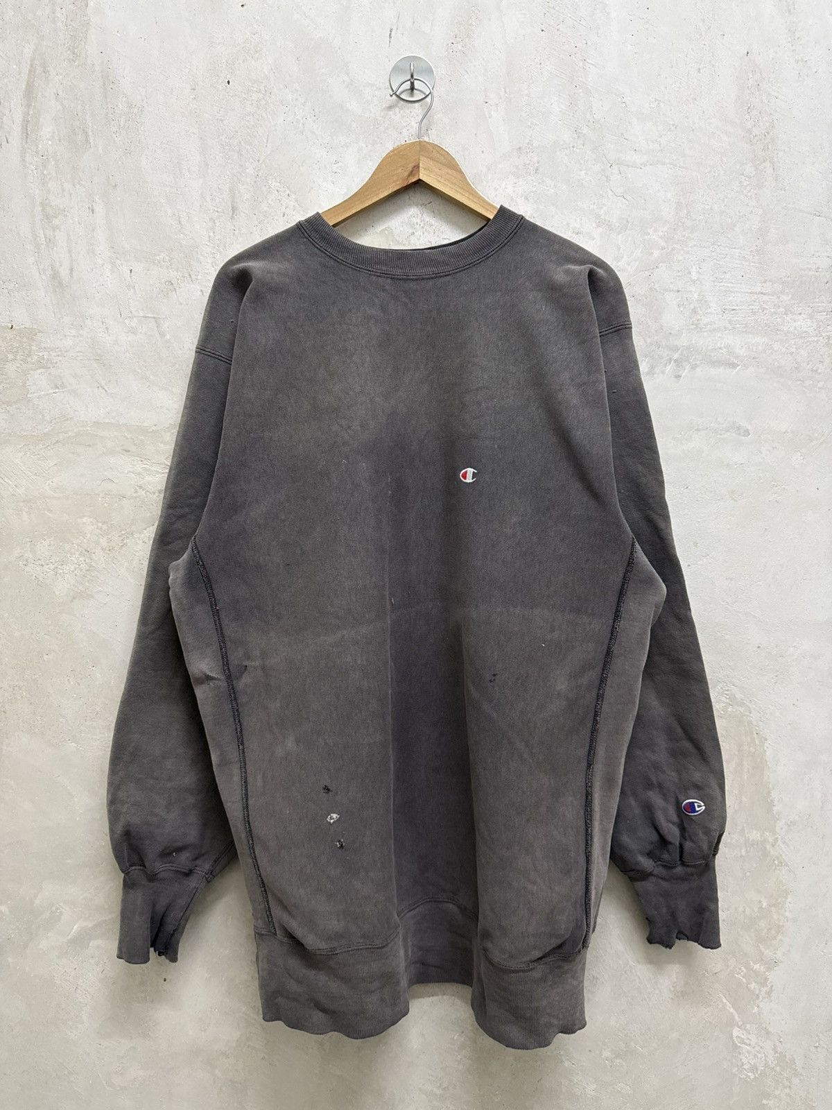 Vintage 90’s Distressed Champion Reverse Weave Crewneck