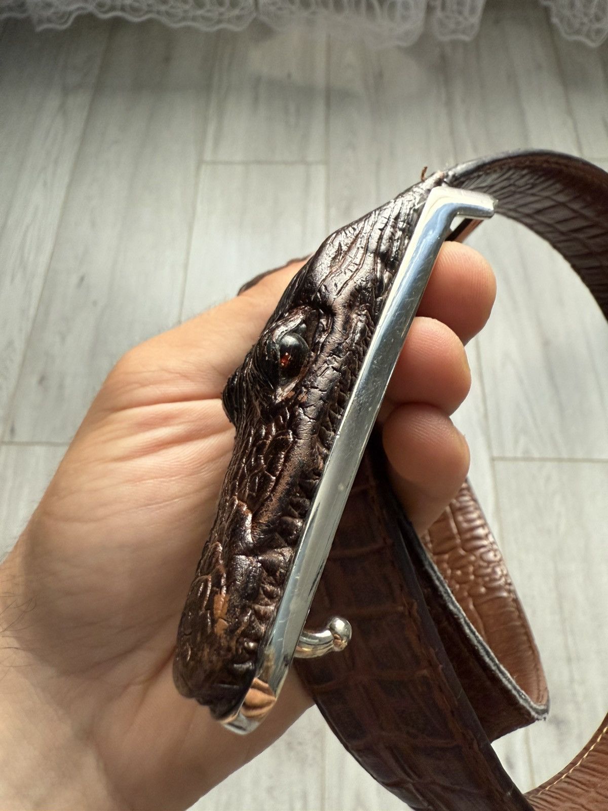 Aligator skin leather belt