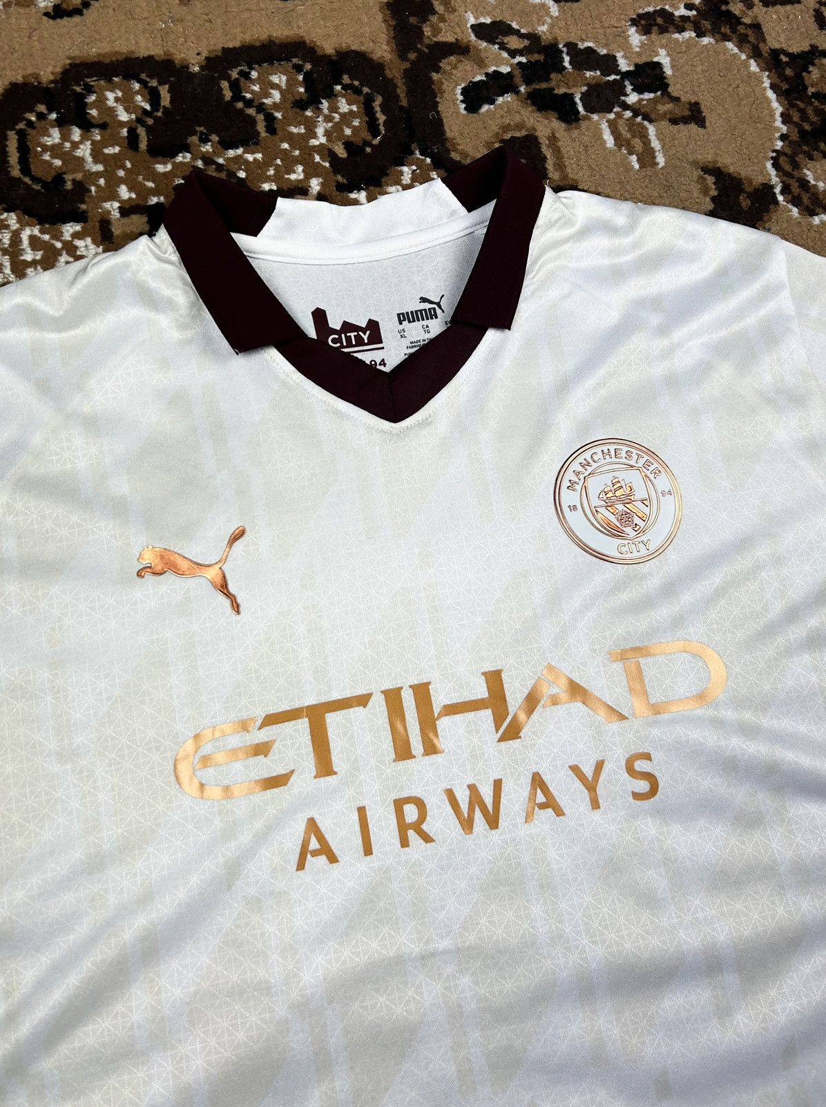 Puma rare Puma Manchester City Away Soccer Jersey 23/24 Size US XL / EU 56 / 4 - 5 Thumbnail