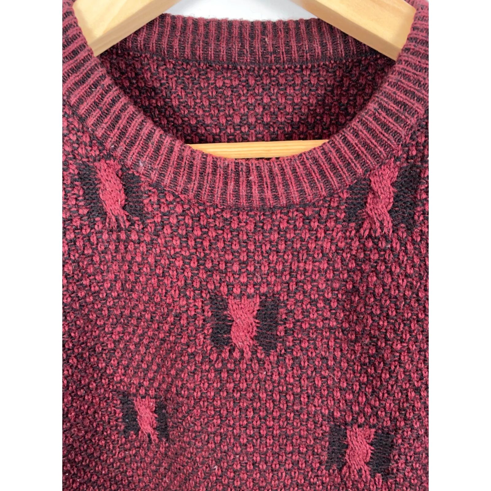 Vintage VINTAGE 90s Textured Knit Sweater Mens Large Red Black Geometric Pattern Dad Style Pullover Knit Heavyweight Crew Neck Casual Size US L / EU 52-54 / 3 - 3 Thumbnail