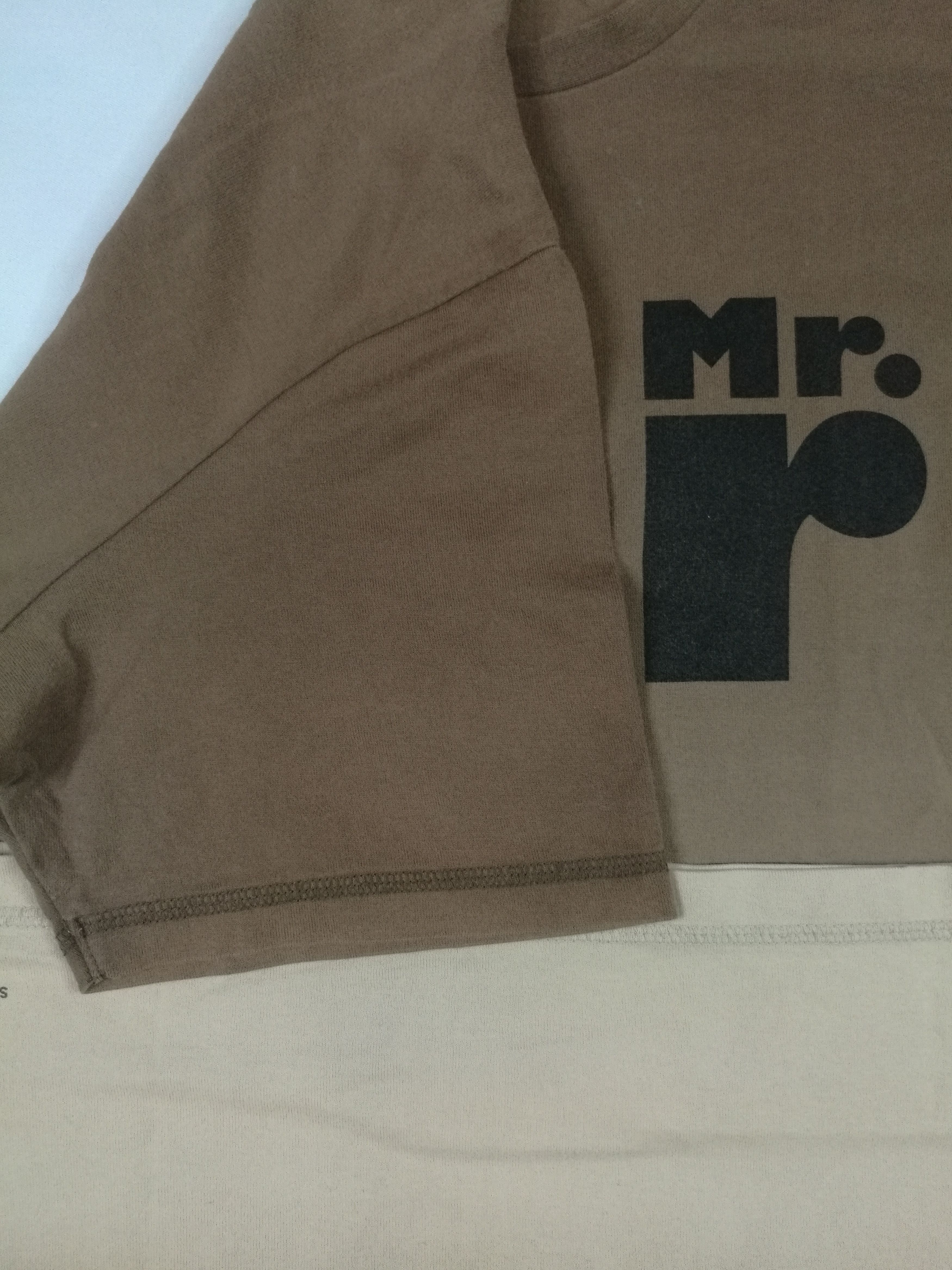 Uniqlo Vintage Uniqlo Mr Sir Moustache T-Shirt Size US L / EU 52-54 / 3 - 4 Thumbnail