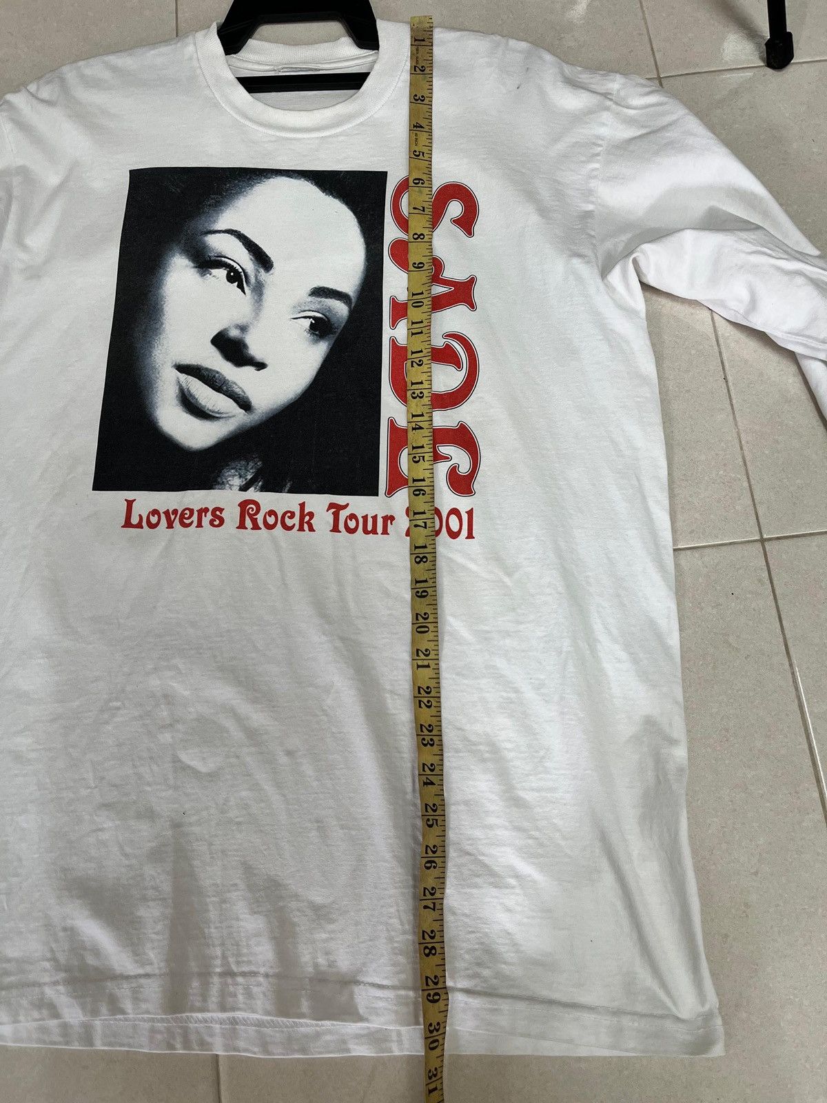 Band Tees 🚀Rare 🚀Vtg Sade Tour 2001 Tshirt Size US L / EU 52-54 / 3 - 7 Thumbnail