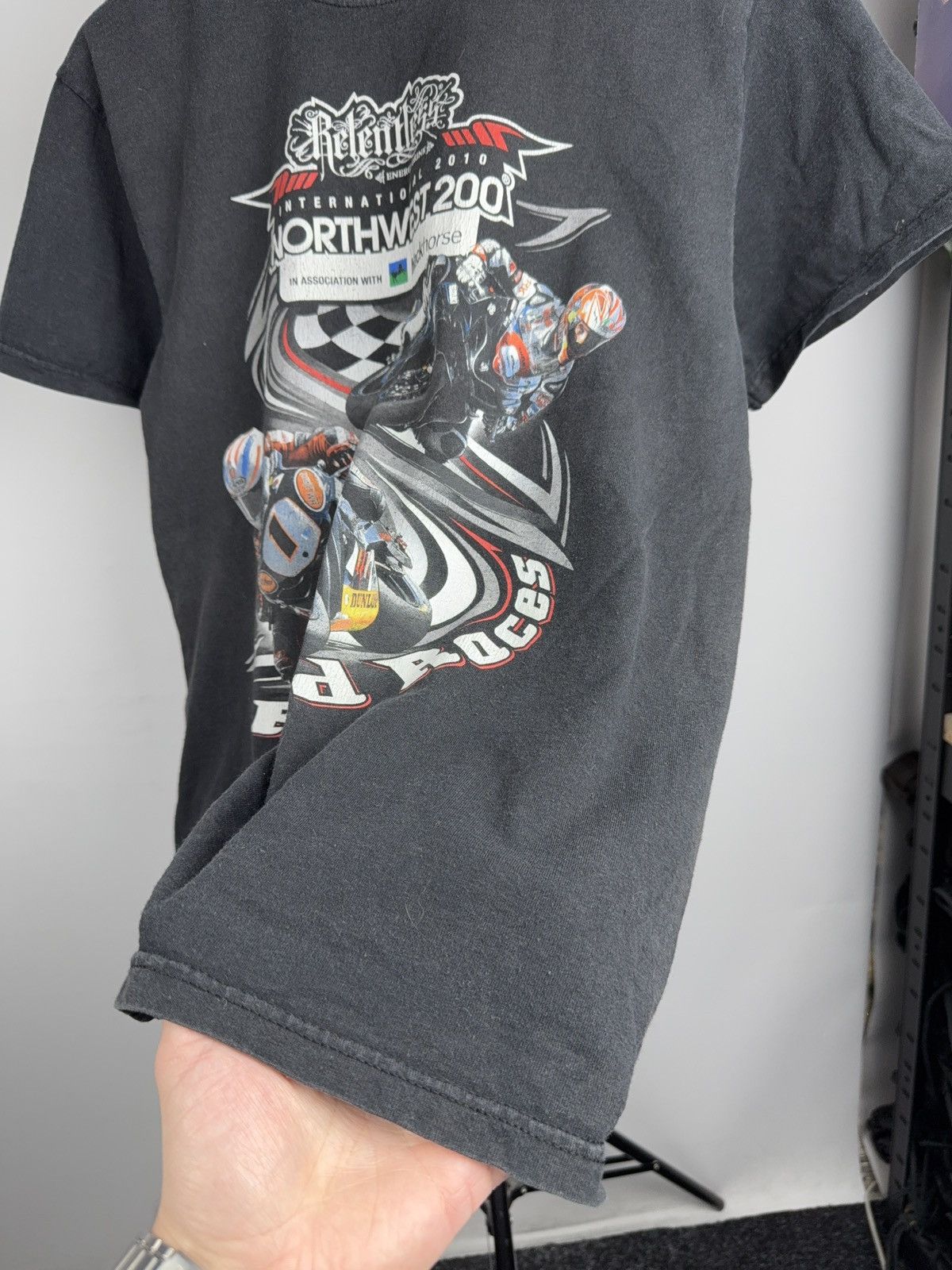 Vintage 00s Northwest 200 2010 Road Racing Moto T-Shirt Relentless Size US M / EU 48-50 / 2 - 3 Thumbnail