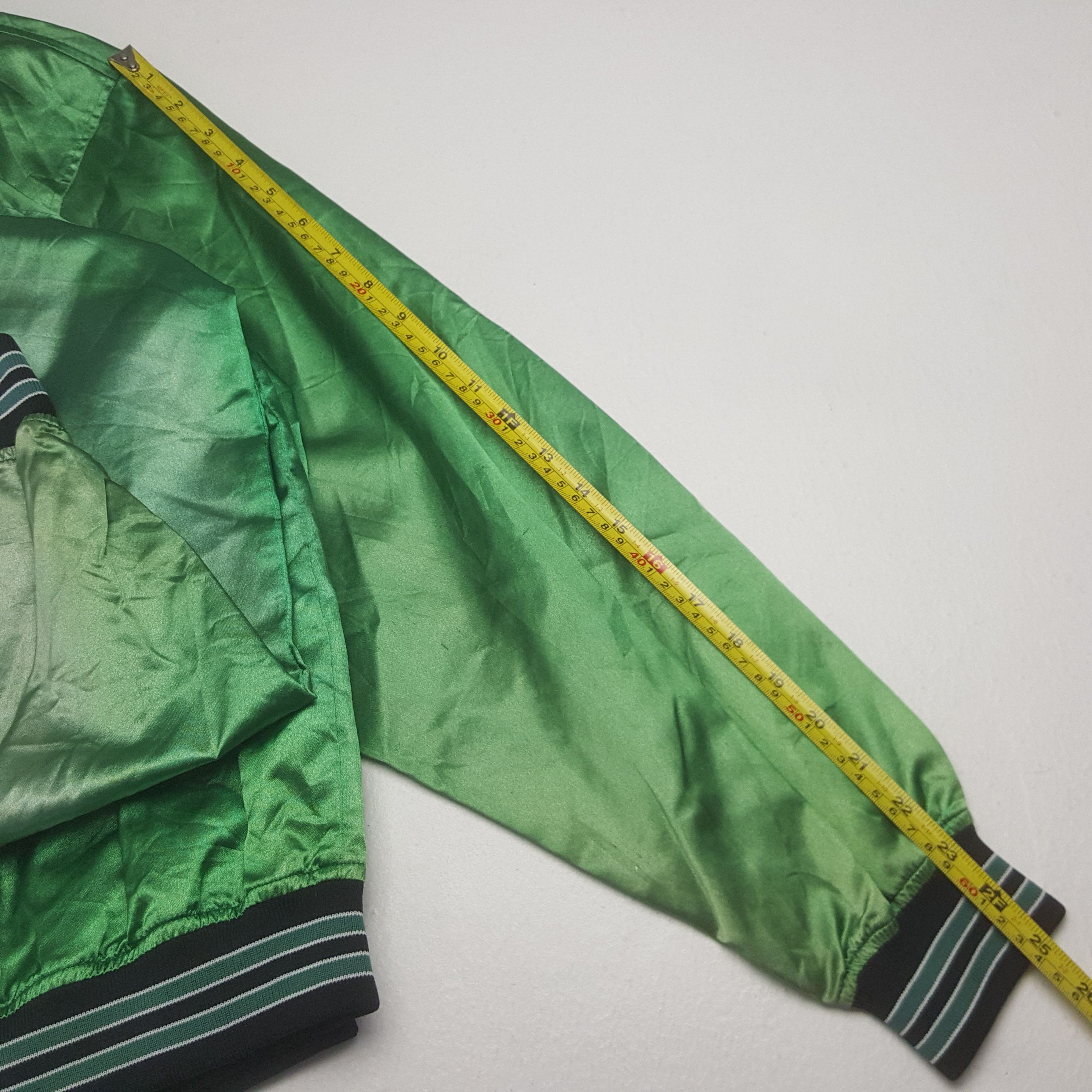 Vintage International University Health And Welfare Jacket C315N18 Size US L / EU 52-54 / 3 - 7 Thumbnail